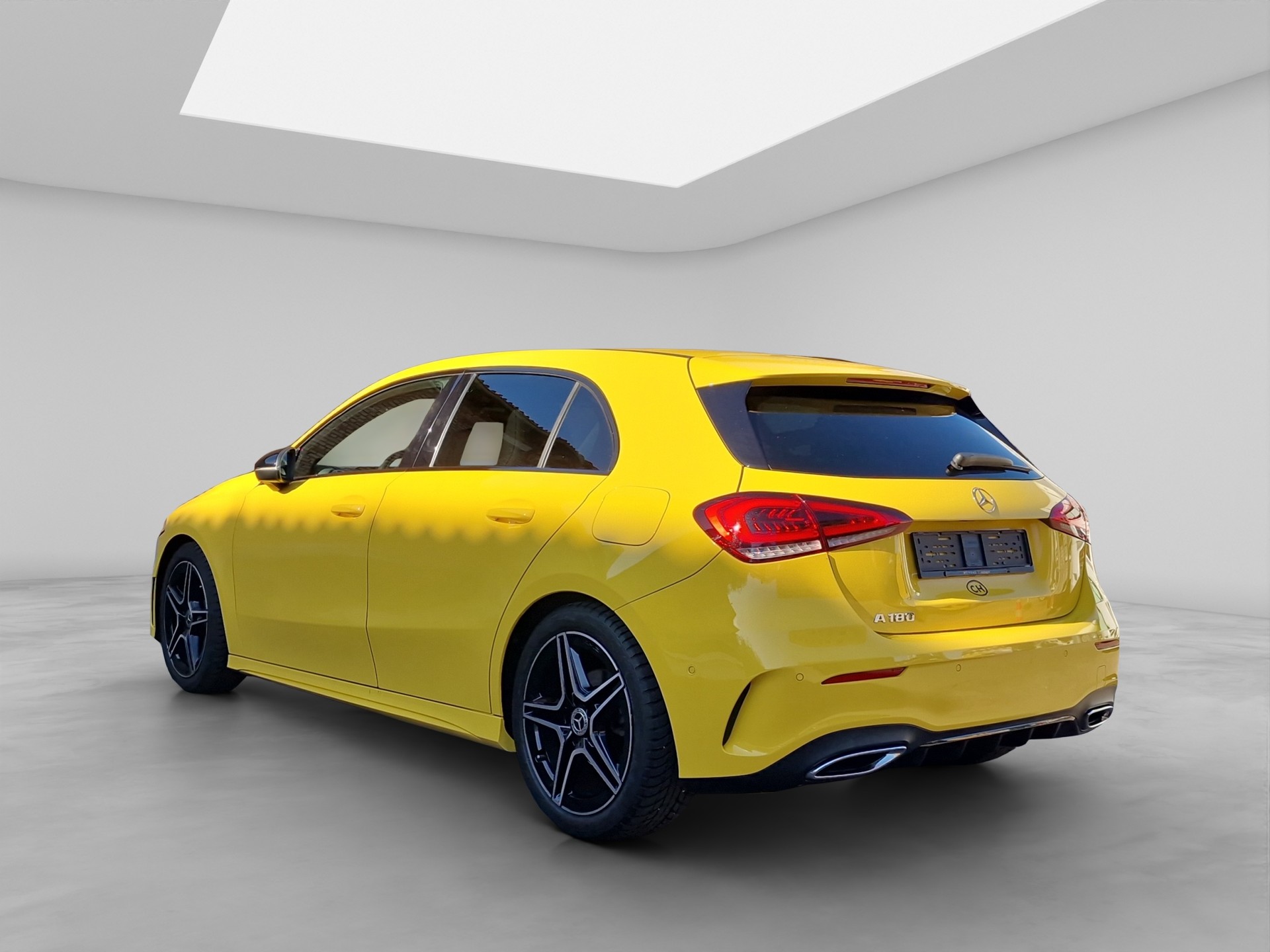 MERCEDES-BENZ A 180 Night Star AMG Line 7G-DCT-image-3