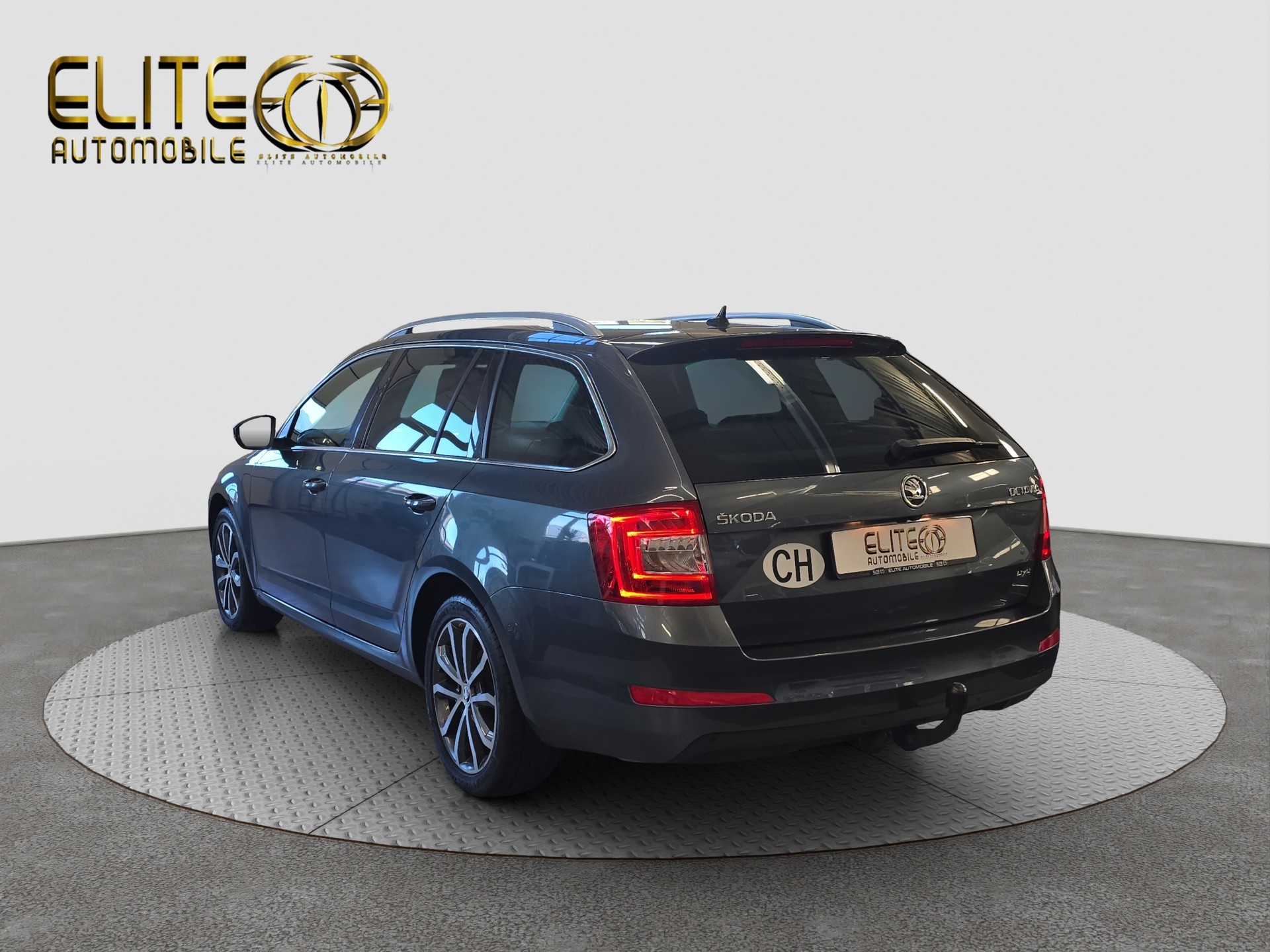 SKODA Octavia Combi 1.8 TSI Ambition 4x4 DSG-image-5