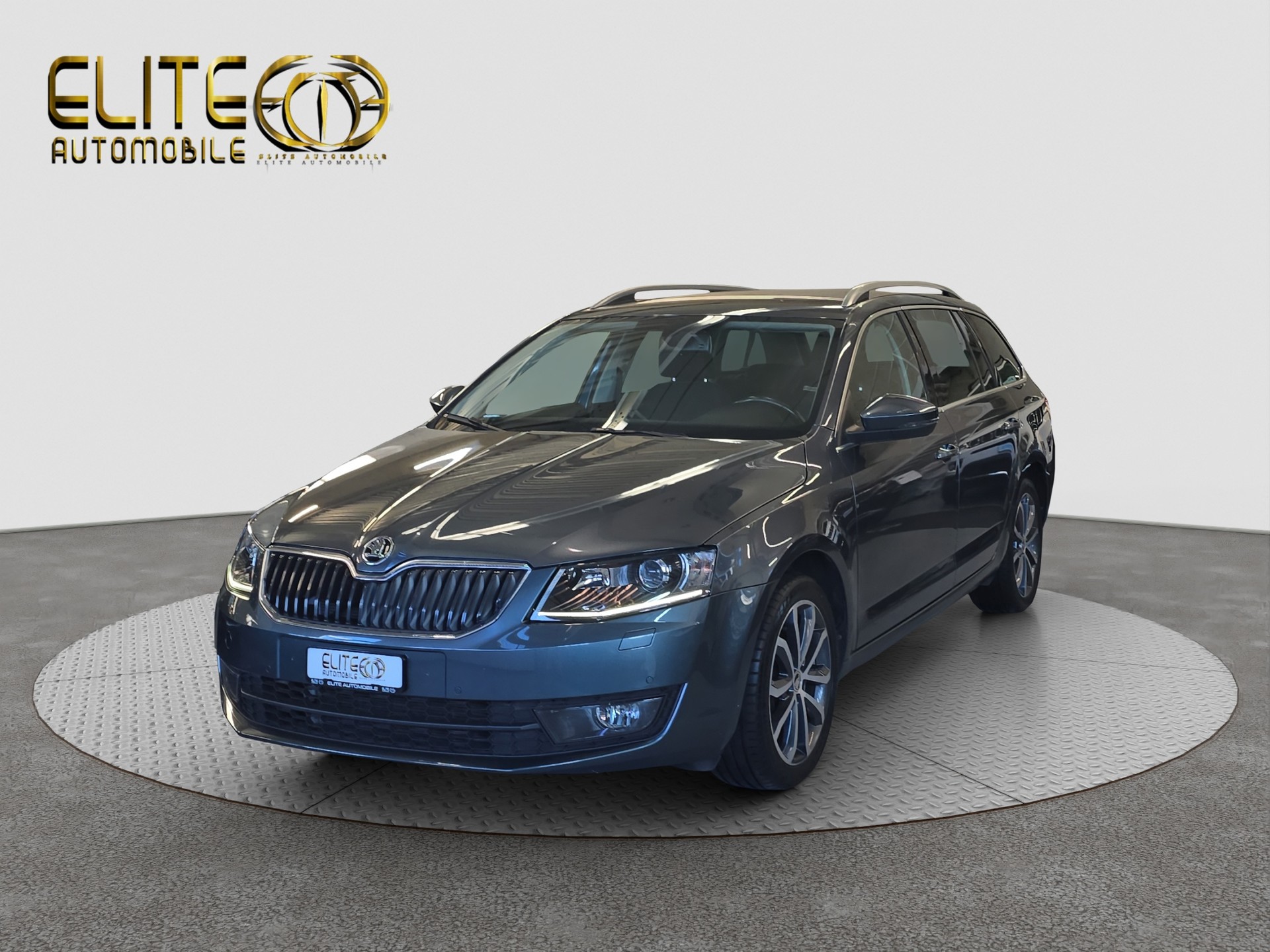 SKODA Octavia Combi 1.8 TSI Ambition 4x4 DSG-image-3