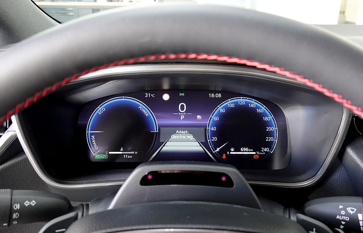 TOYOTA Corolla Touring Sports 2.0 HSD GR Sport e-CVT-image-13