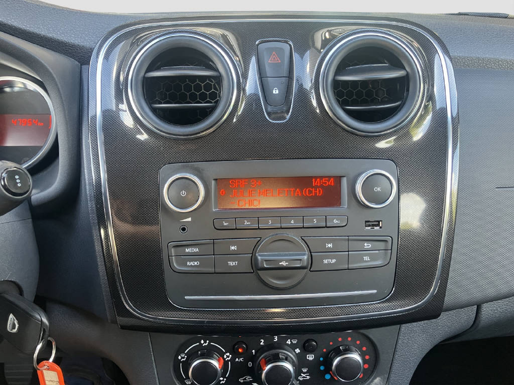 DACIA Sandero 1.0 Comfort-image-14