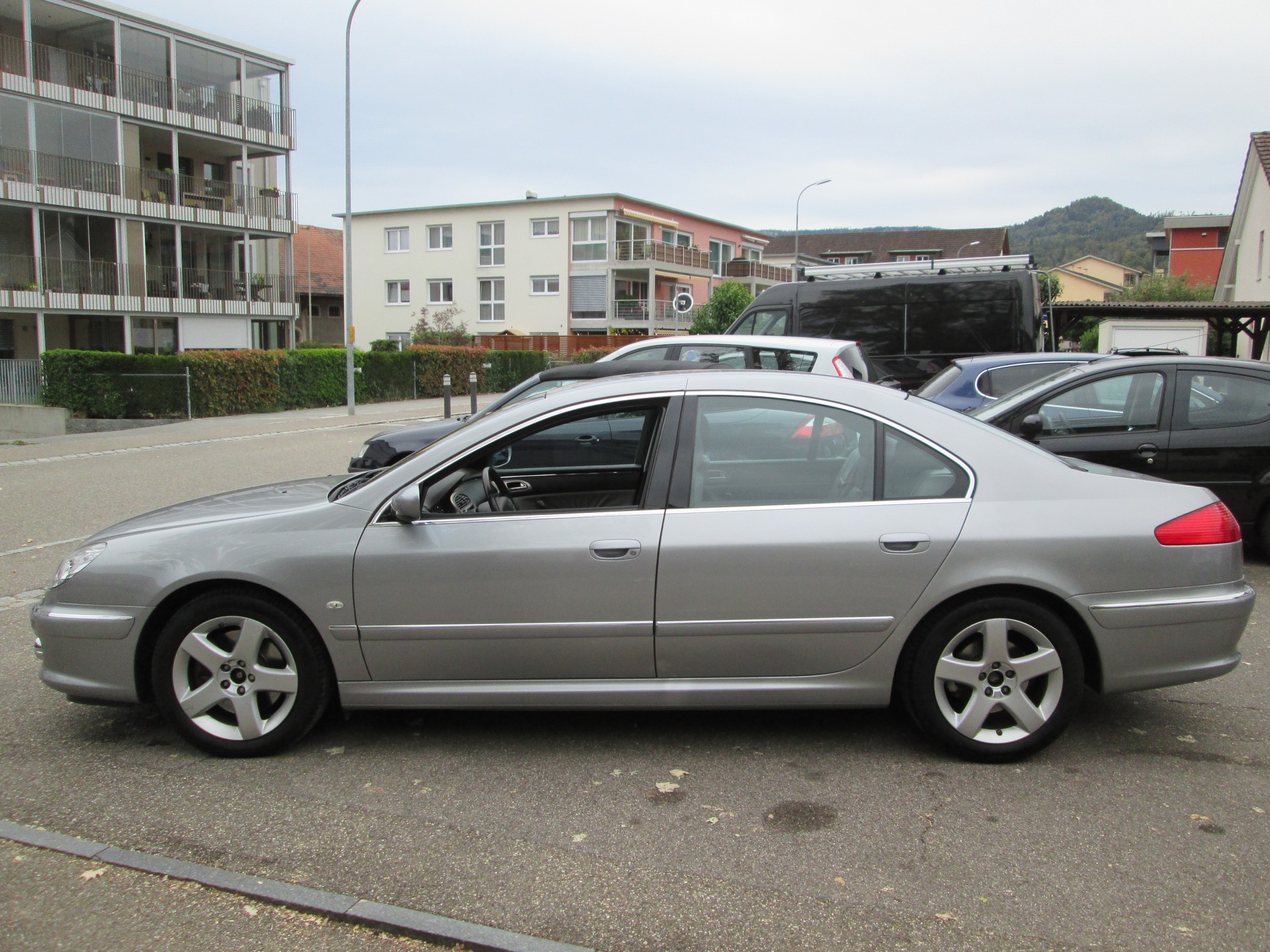 PEUGEOT 607 3.0 24V Luxe-image-1