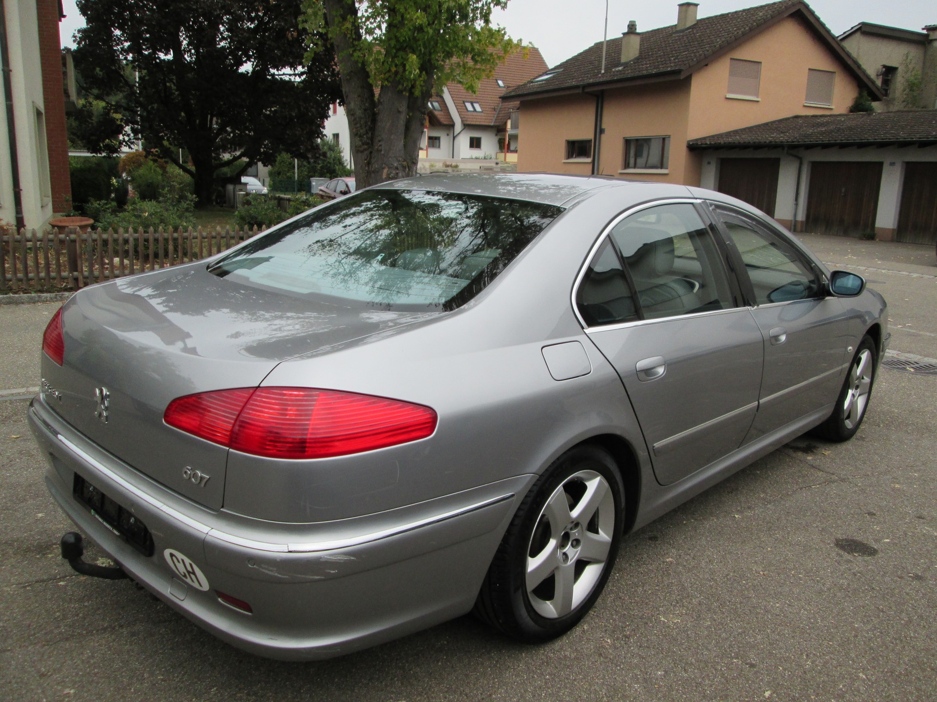 PEUGEOT 607 3.0 24V Luxe-image-4