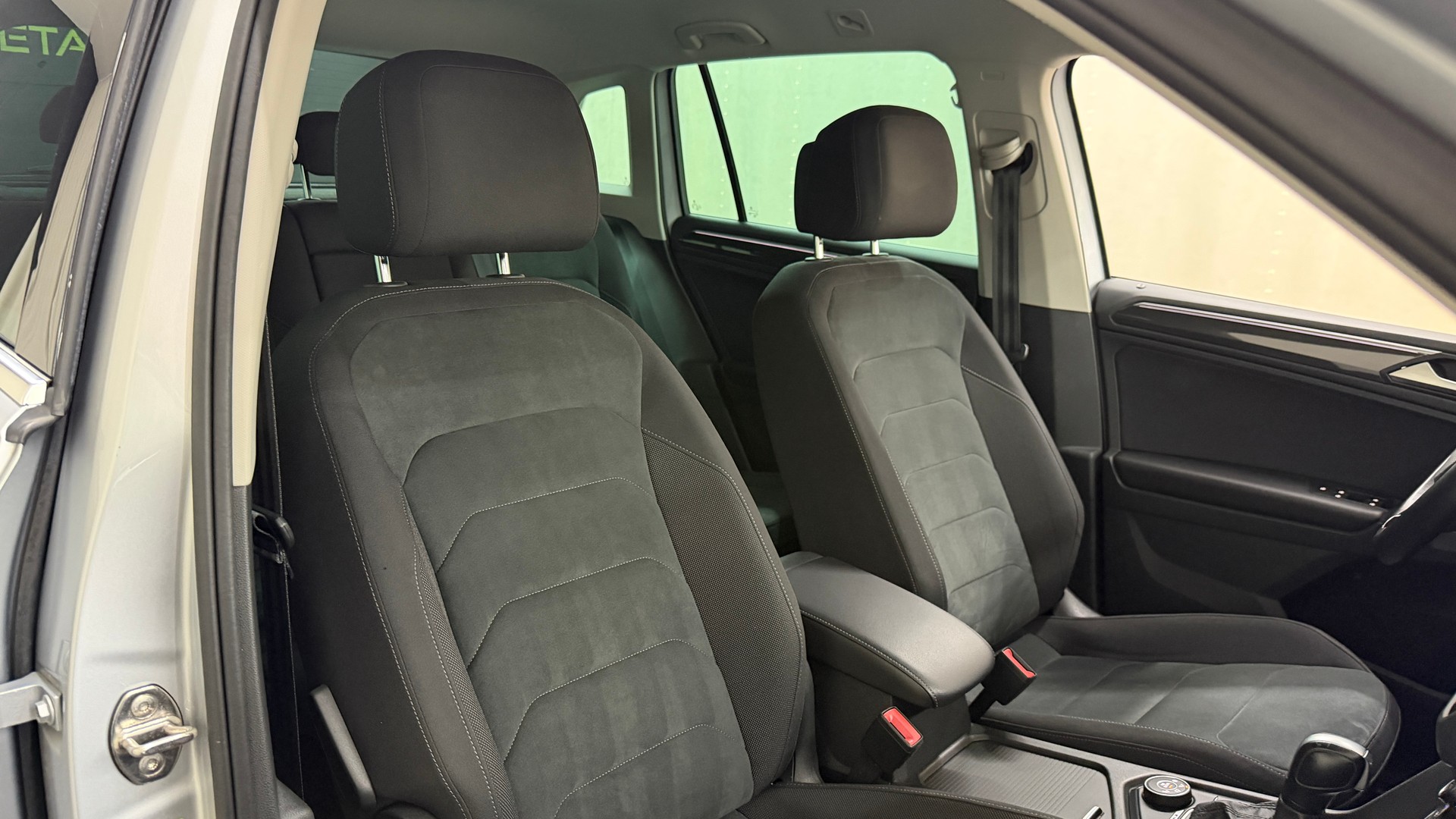 VW Tiguan 2.0TSI Highline 4Motion DSG-image-11