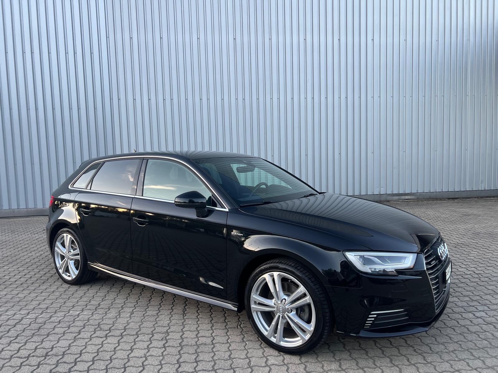AUDI A3 Sportback 1.4 e-tron Sport S-tronic-image-3