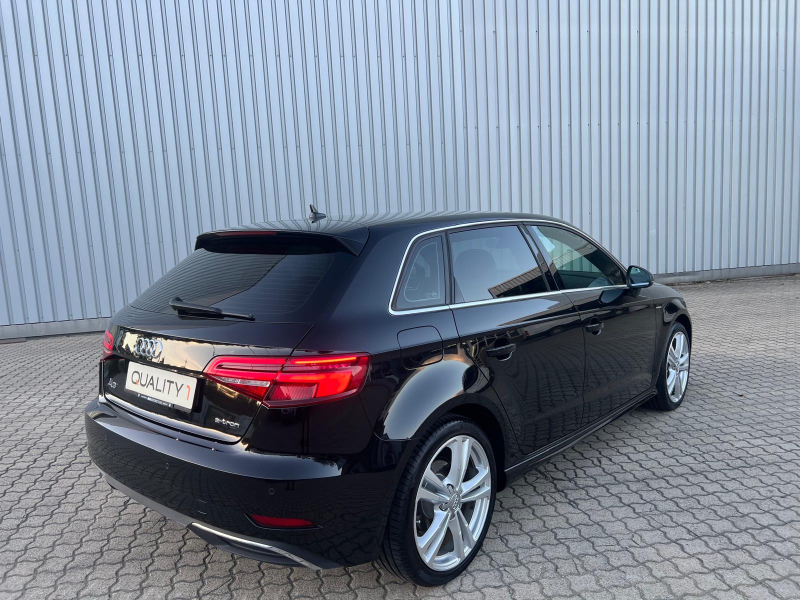AUDI A3 Sportback 1.4 e-tron Sport S-tronic-image-8