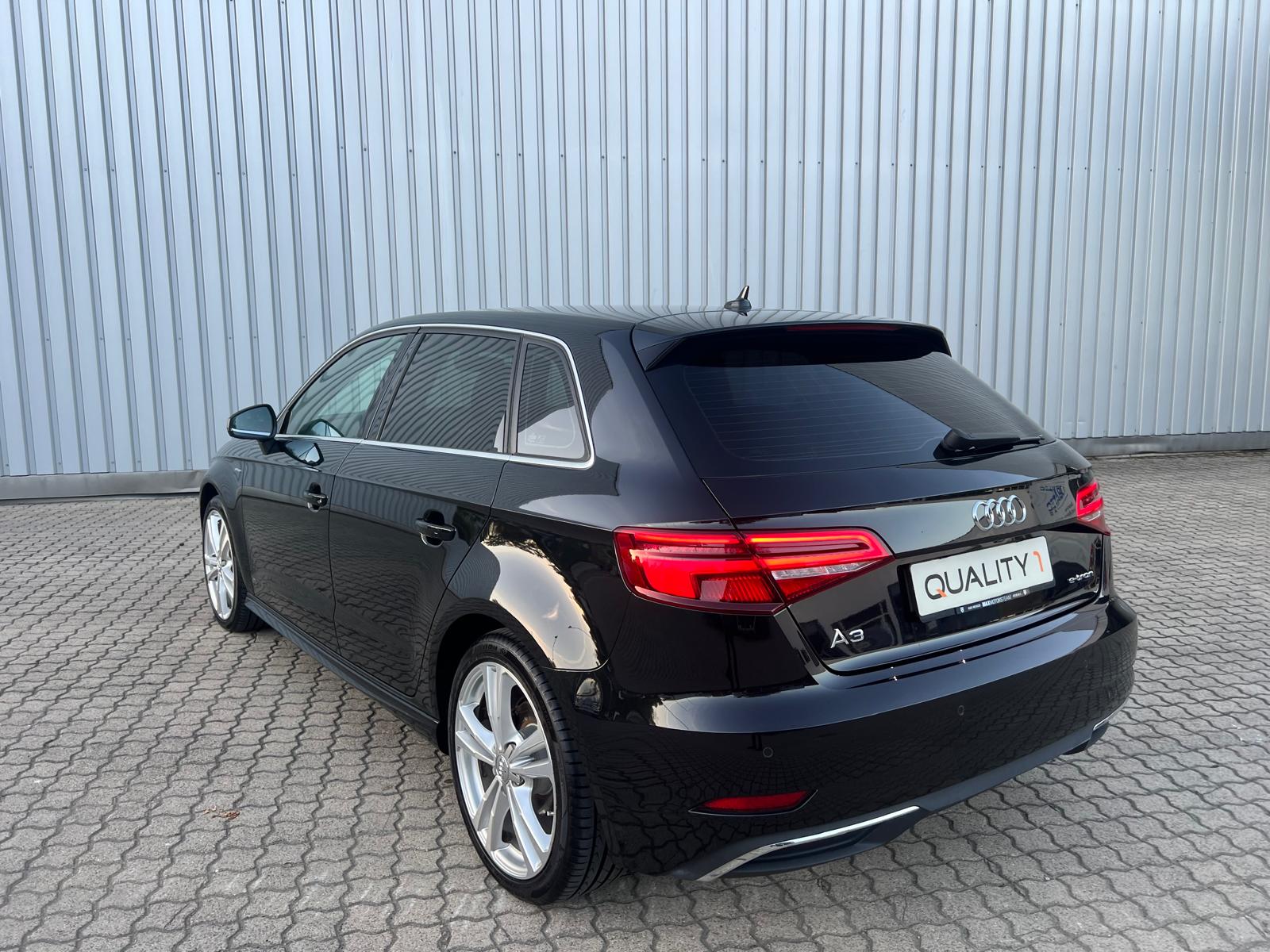 AUDI A3 Sportback 1.4 e-tron Sport S-tronic-image-4
