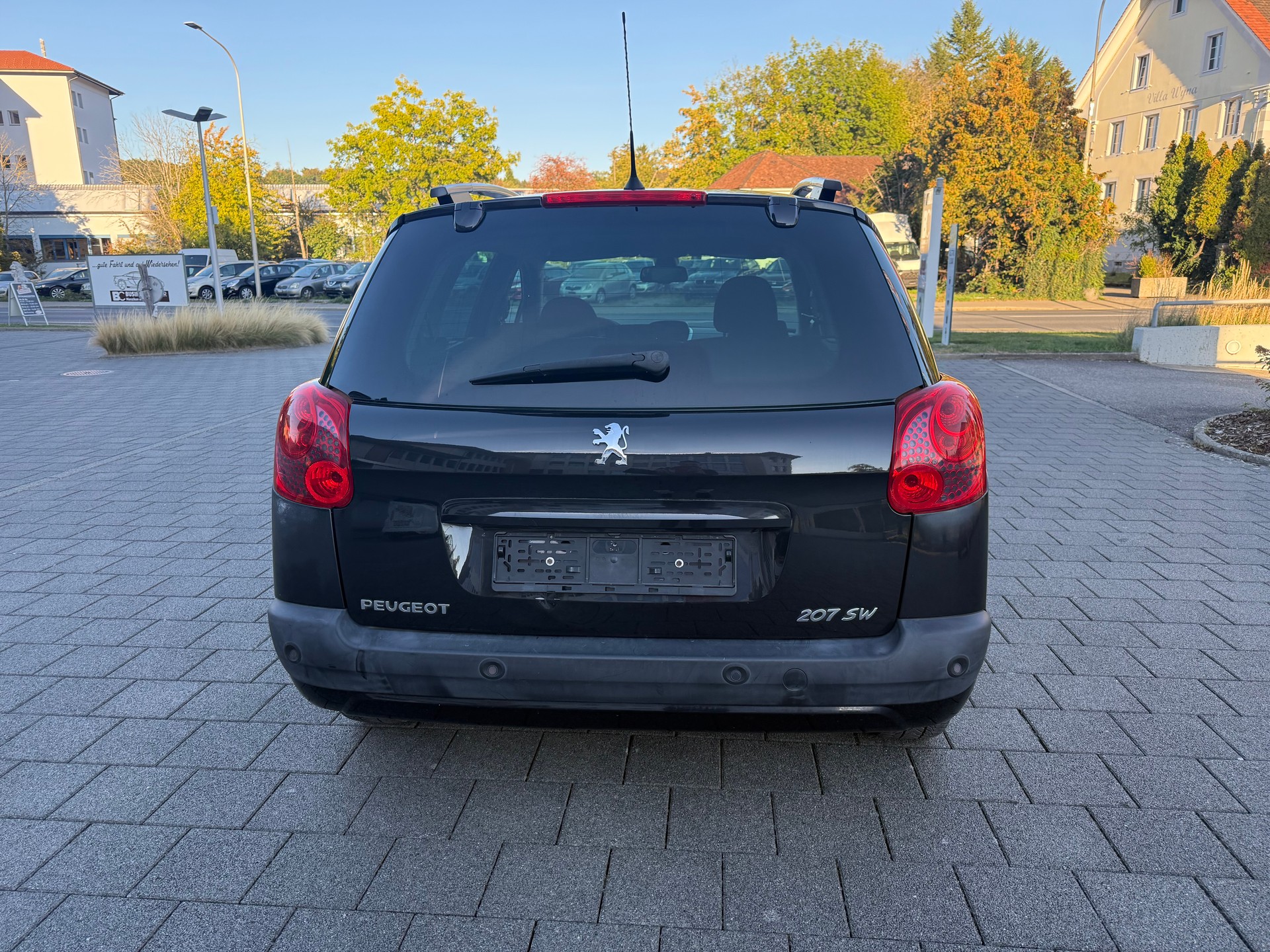 PEUGEOT 207 SW 1.6 16V Sport Automatic-image-4