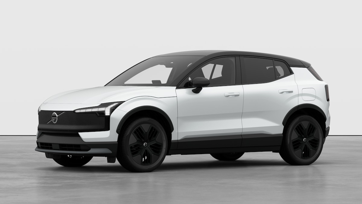 VOLVO EX30 CC P8 Ultra AWD-image-0