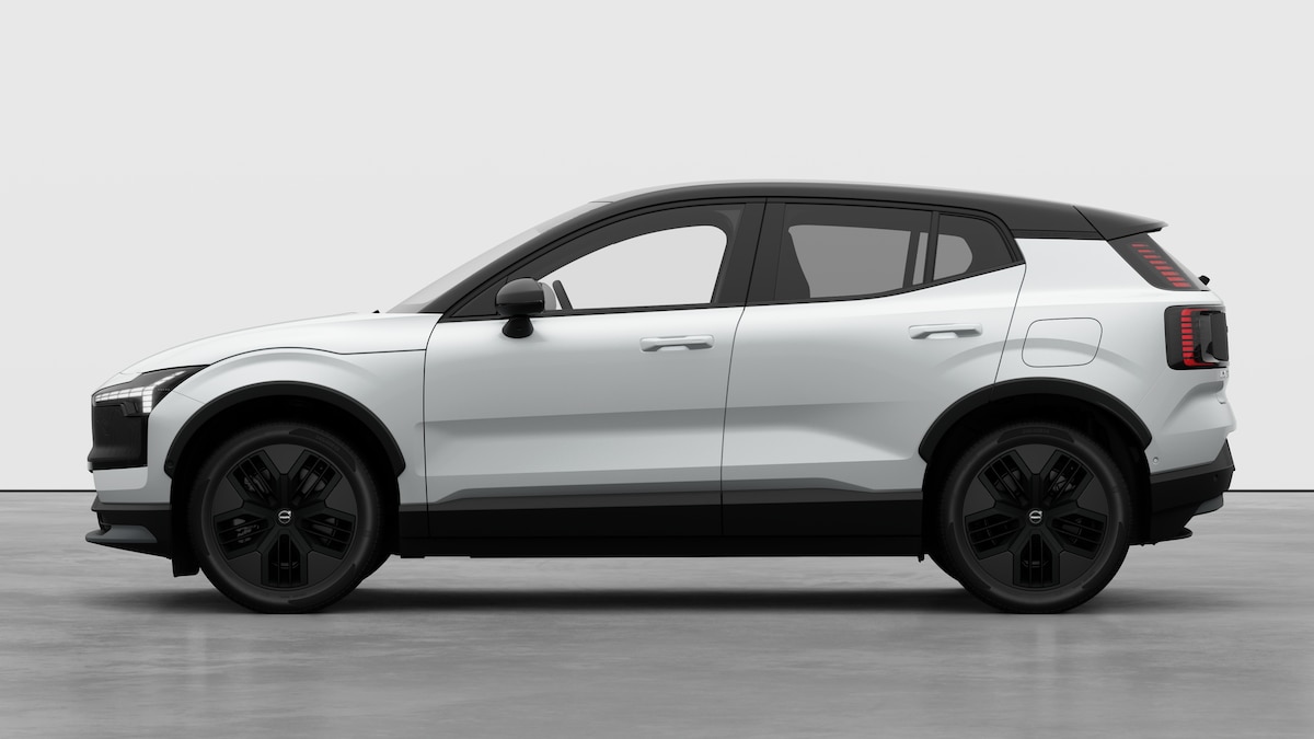VOLVO EX30 CC P8 Ultra AWD-image-2