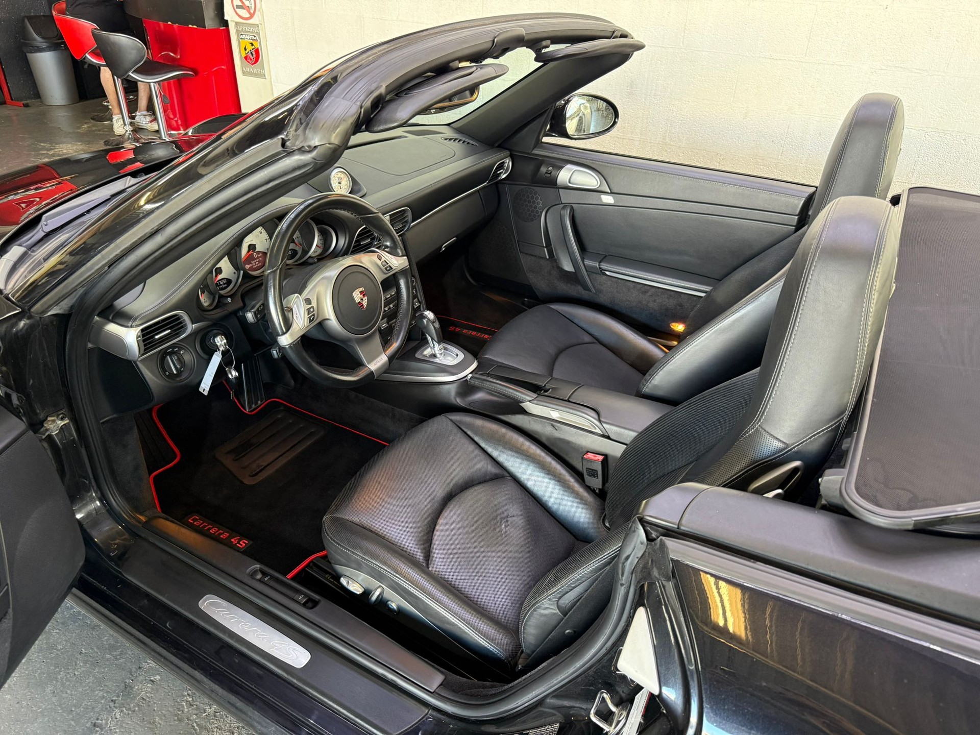 PORSCHE 911 Cabrio Carrera 4S PDK-image-6