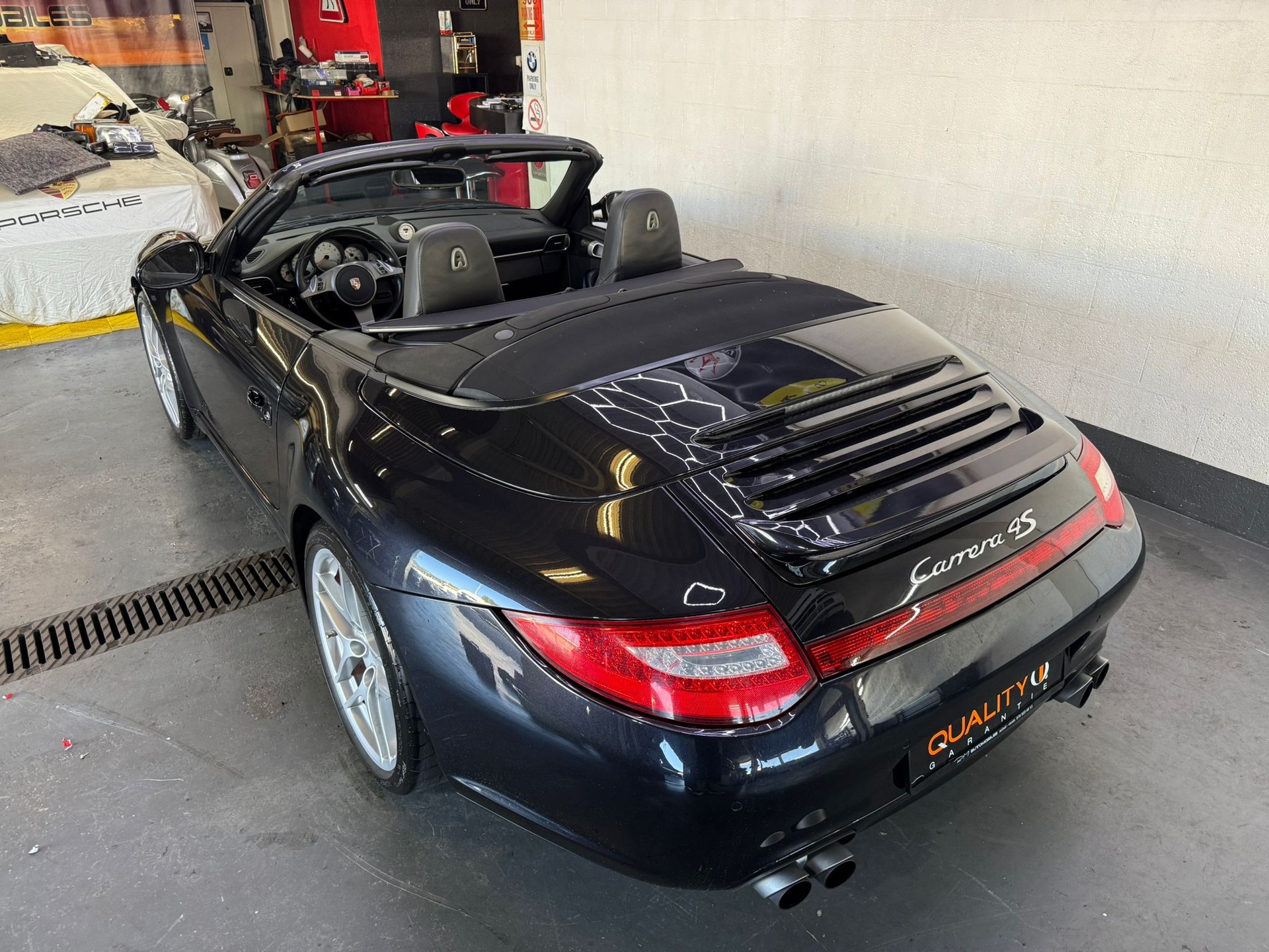PORSCHE 911 Cabrio Carrera 4S PDK-image-3