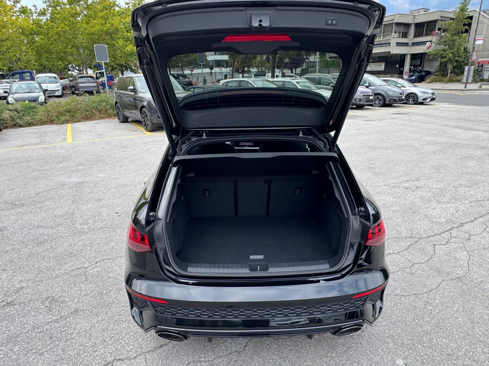 AUDI RS3 Sportback 2.5 TSI quattro S-tronic-image-20