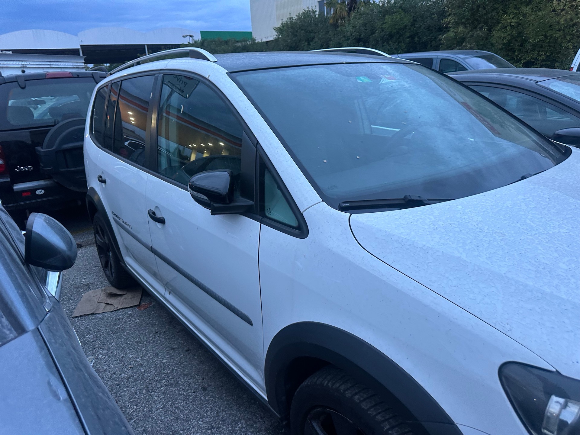 VW Touran 1.4 TSI Cup-image-13