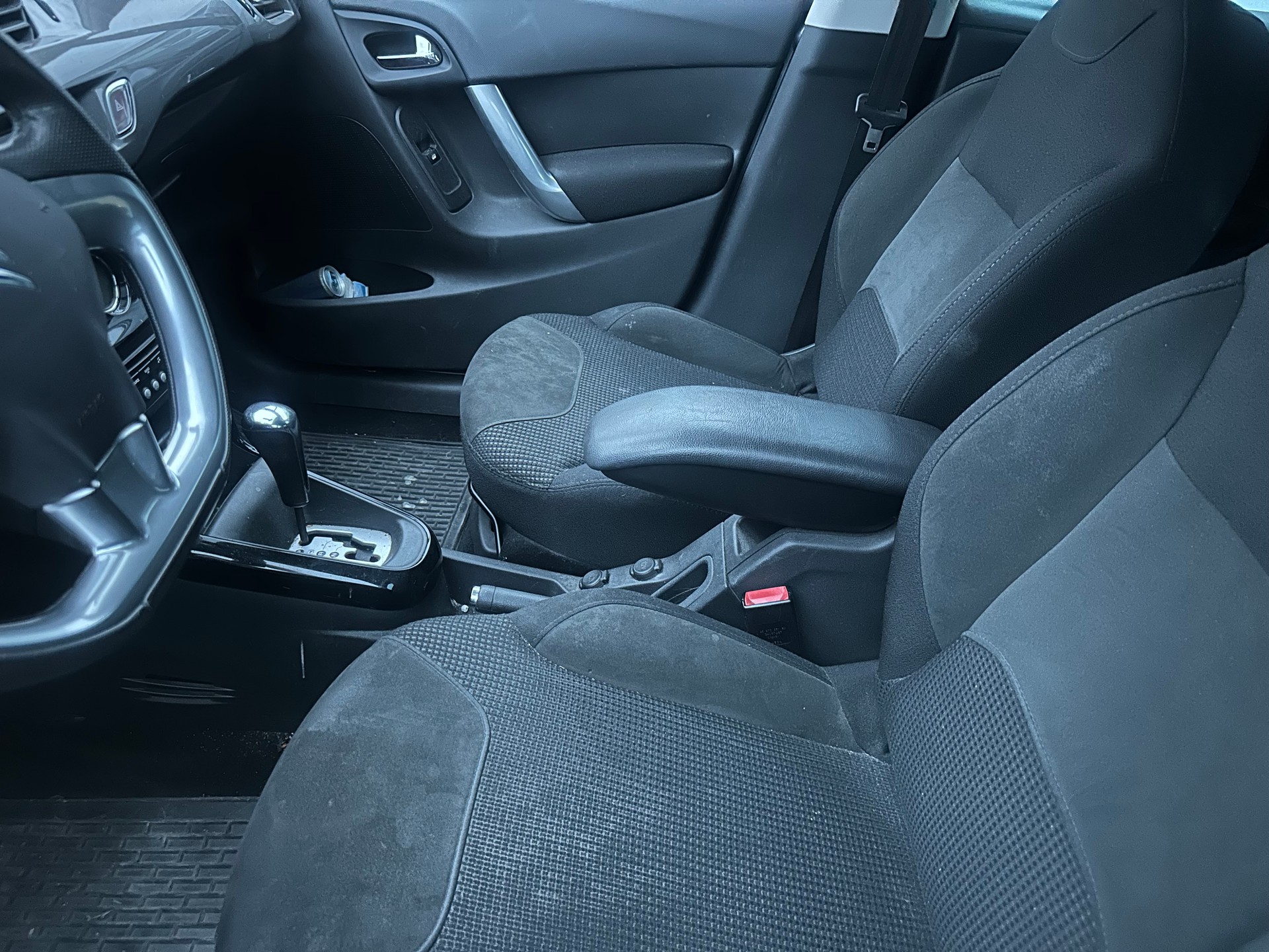 VW Touran 1.4 TSI Cup-image-3