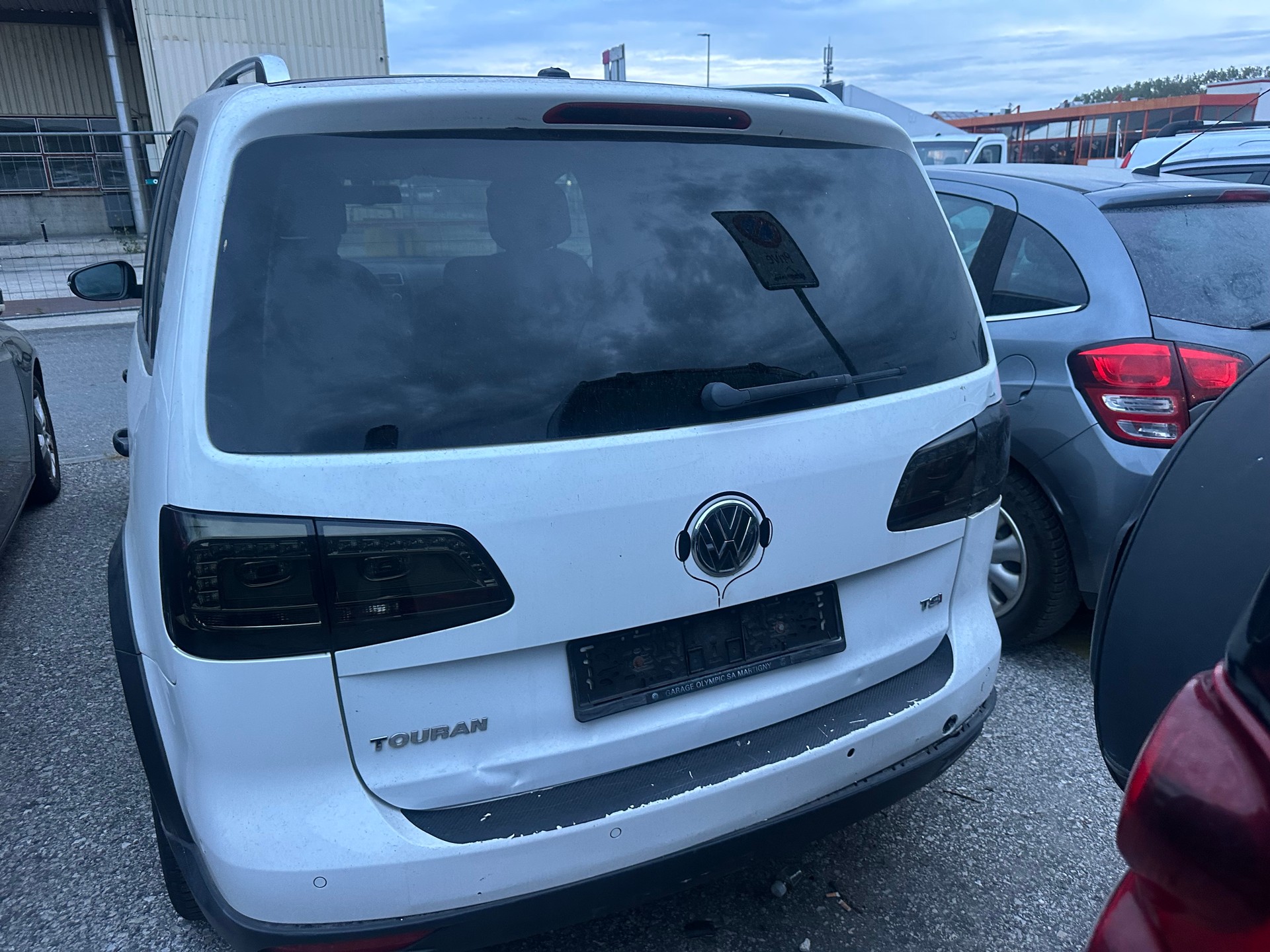 VW Touran 1.4 TSI Cup-image-8