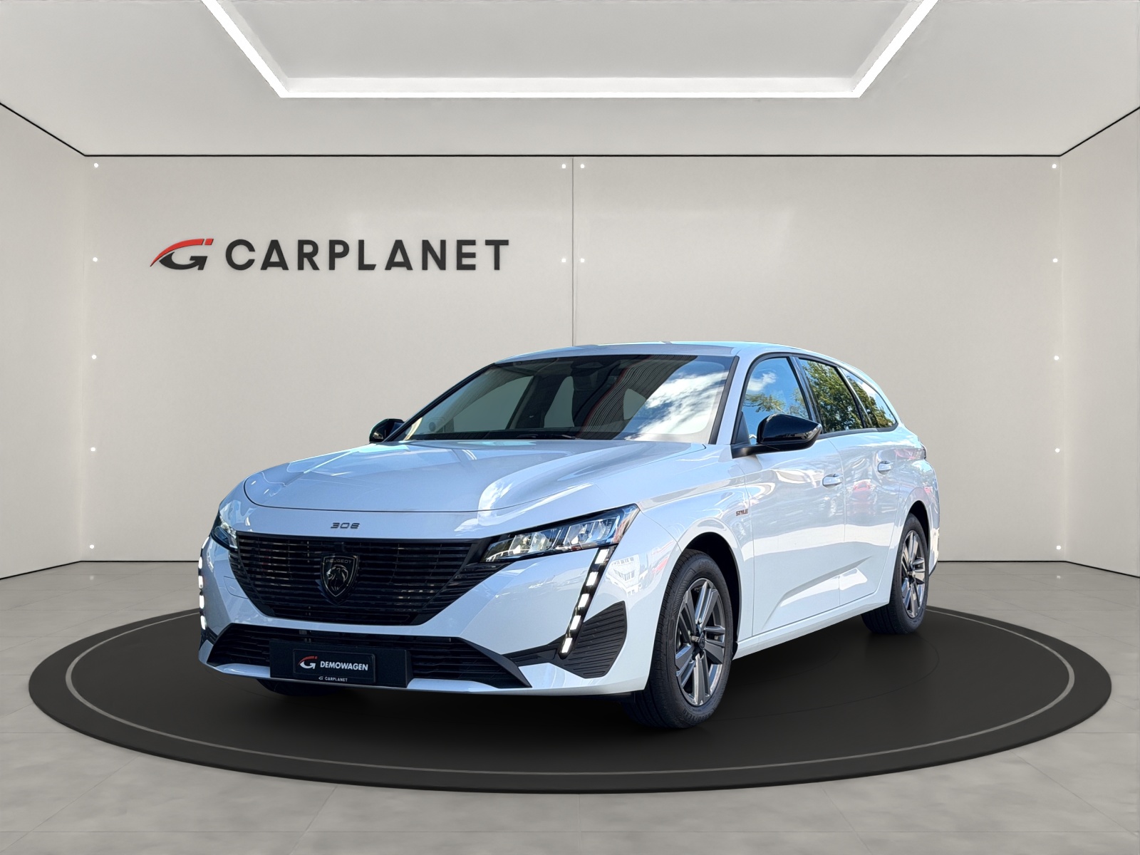 PEUGEOT 308 SW 1.2 Hybrid Style-image-0