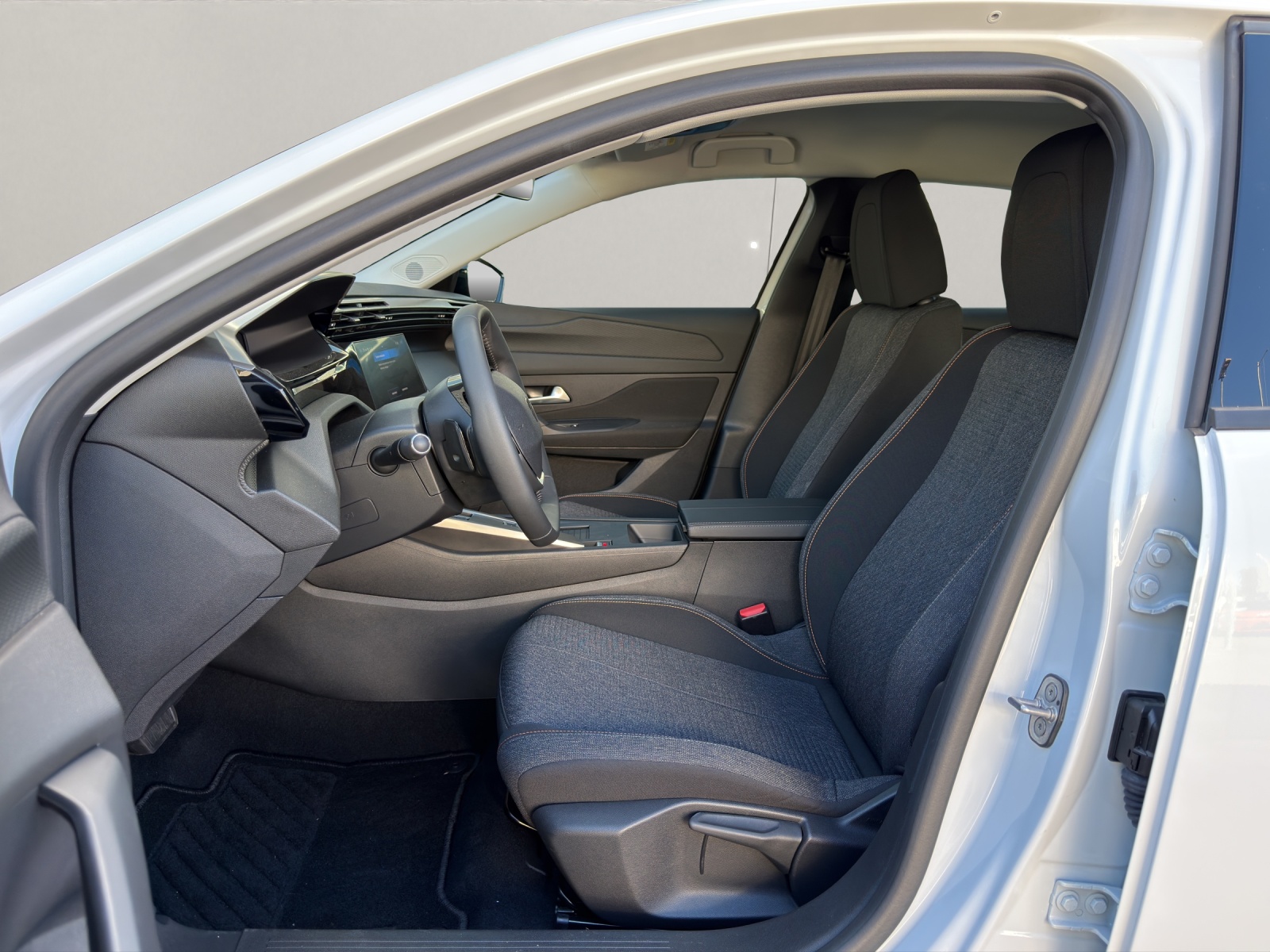 PEUGEOT 308 SW 1.2 Hybrid Style-image-3