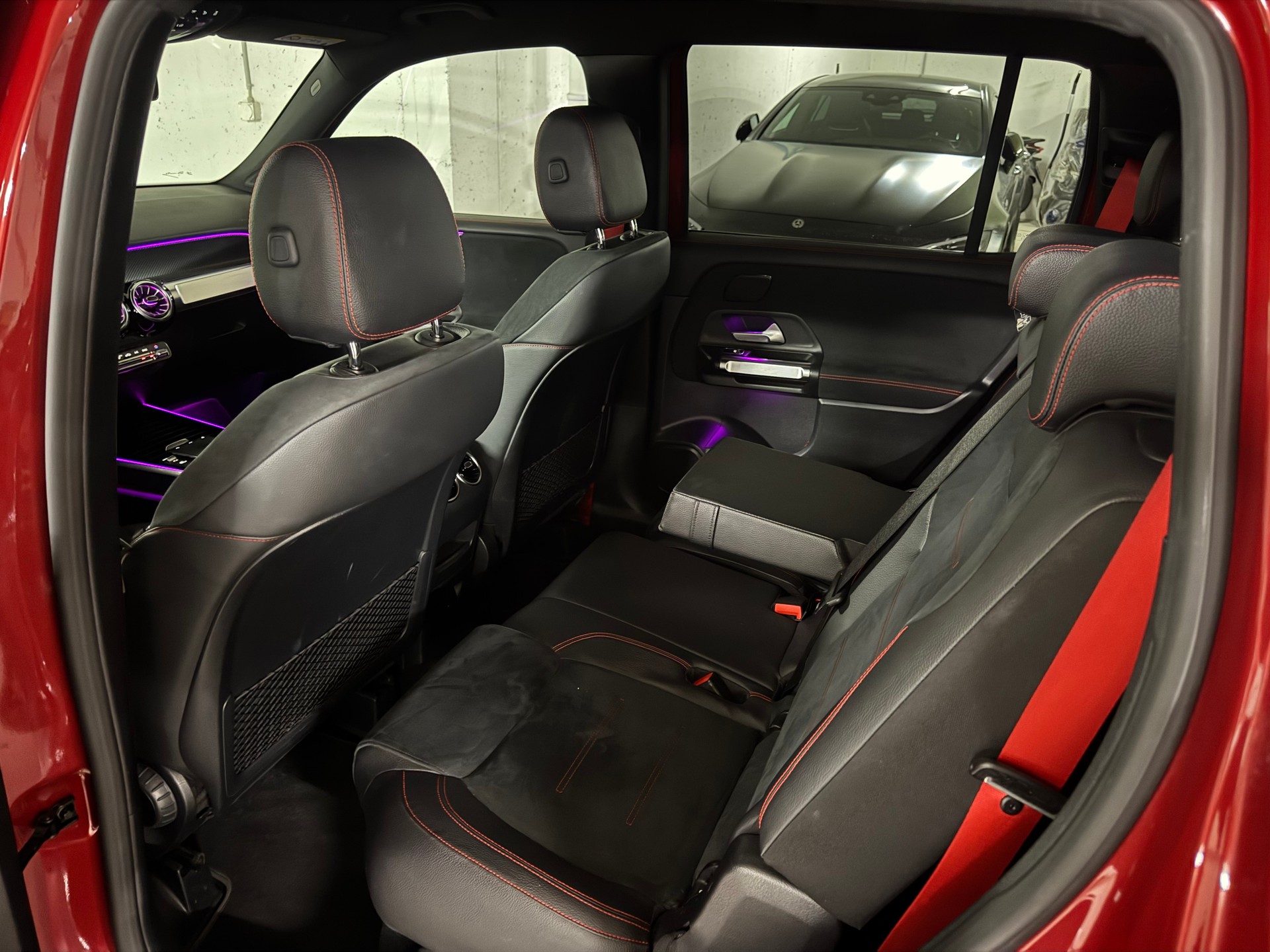 MERCEDES-BENZ GLB 35 AMG 4 MATIC 8G-Tronic 7-Platz-image-15