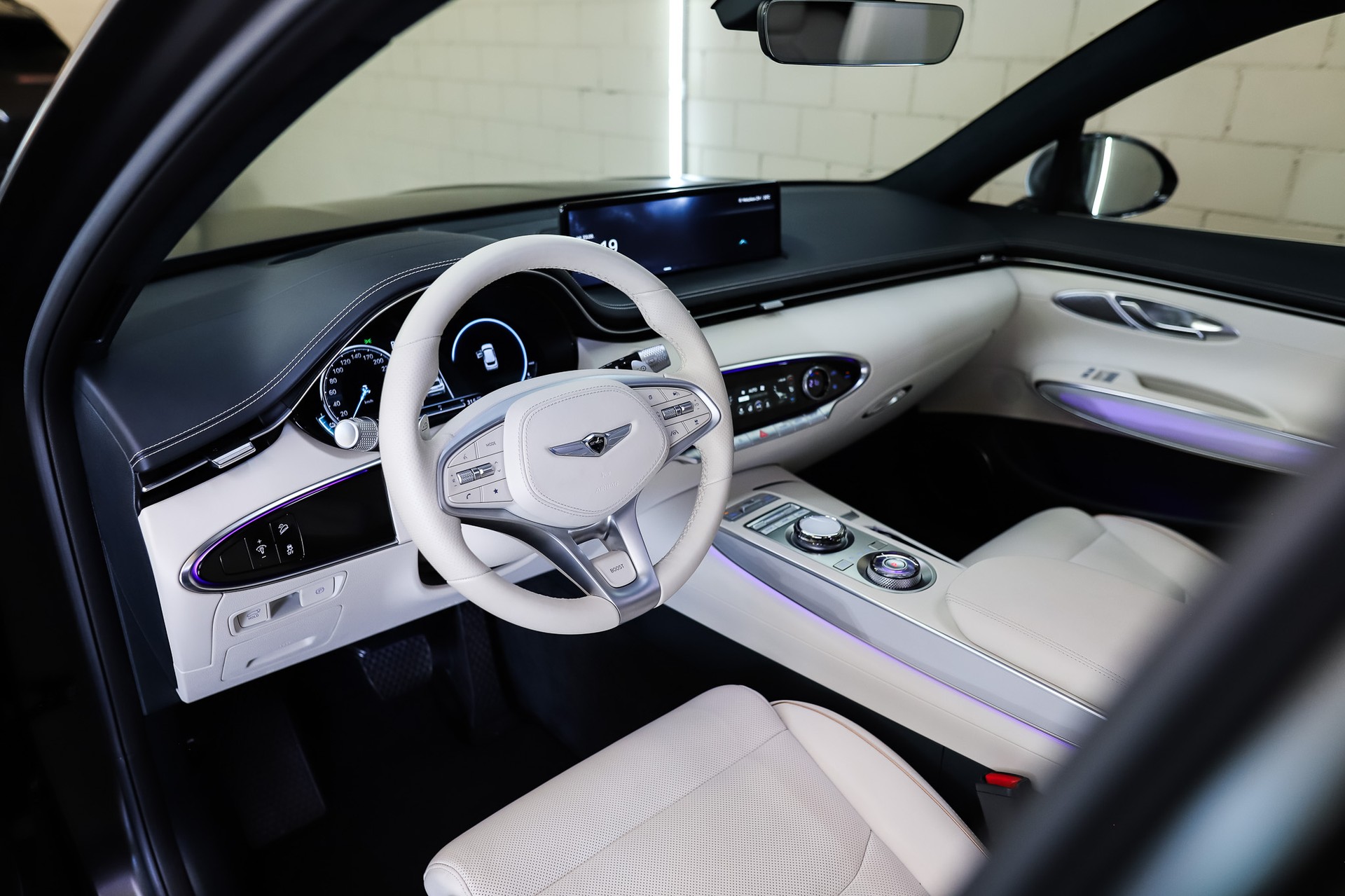 GENESIS GV70 Electrified Sport kWh 77,4 AWD *Makalu Gray (Matt)*-image-7