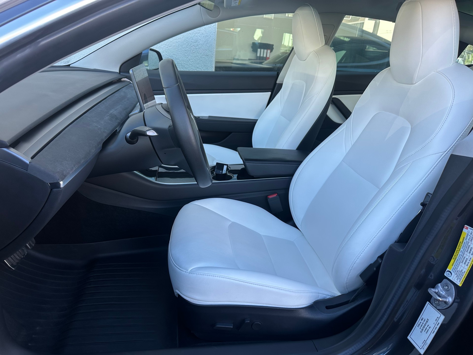 TESLA Model 3 Long Range Dual Motor AWD-image-7