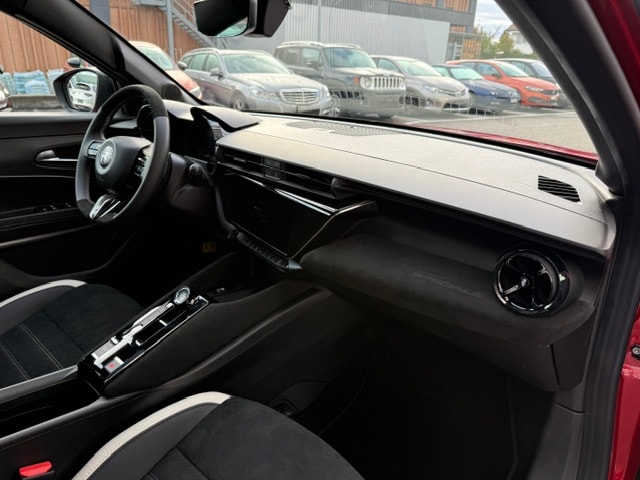 ALFA ROMEO Junior 1.2 48V Hybrid Sport Speciale Tech Sky MY26-image-6