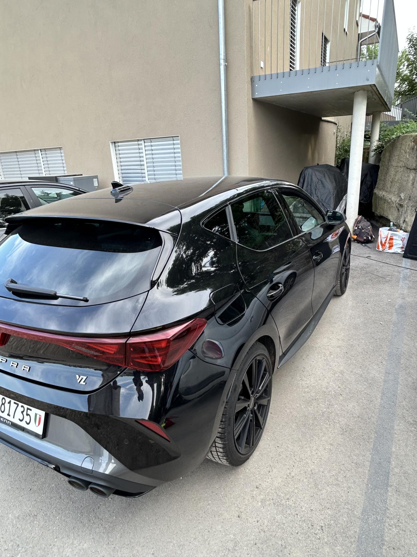 CUPRA LEON 2.0 TSI VZ DSG-image-1