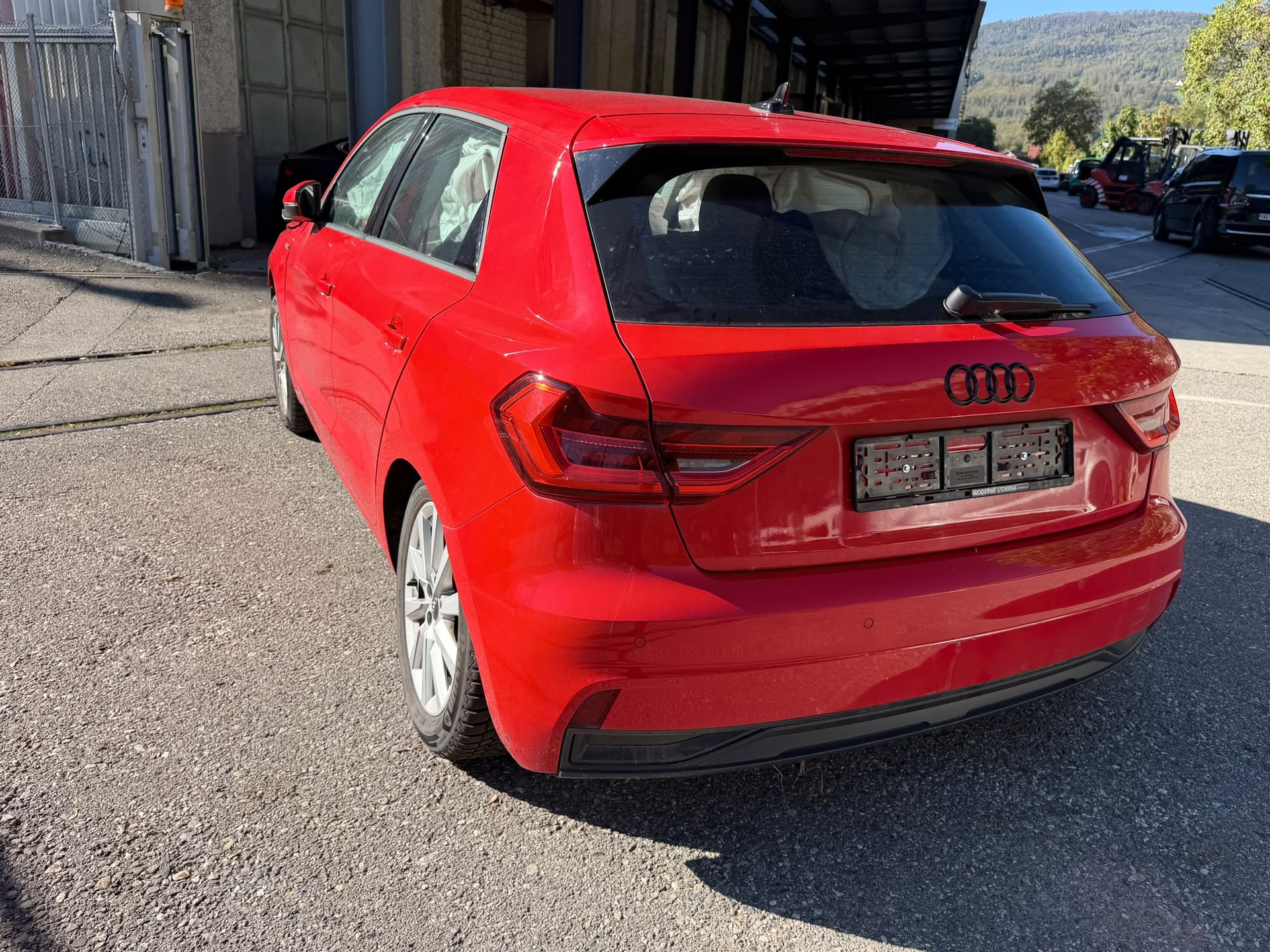 AUDI A1 Sportback 30 TFSI advanced S-tronic-image-2