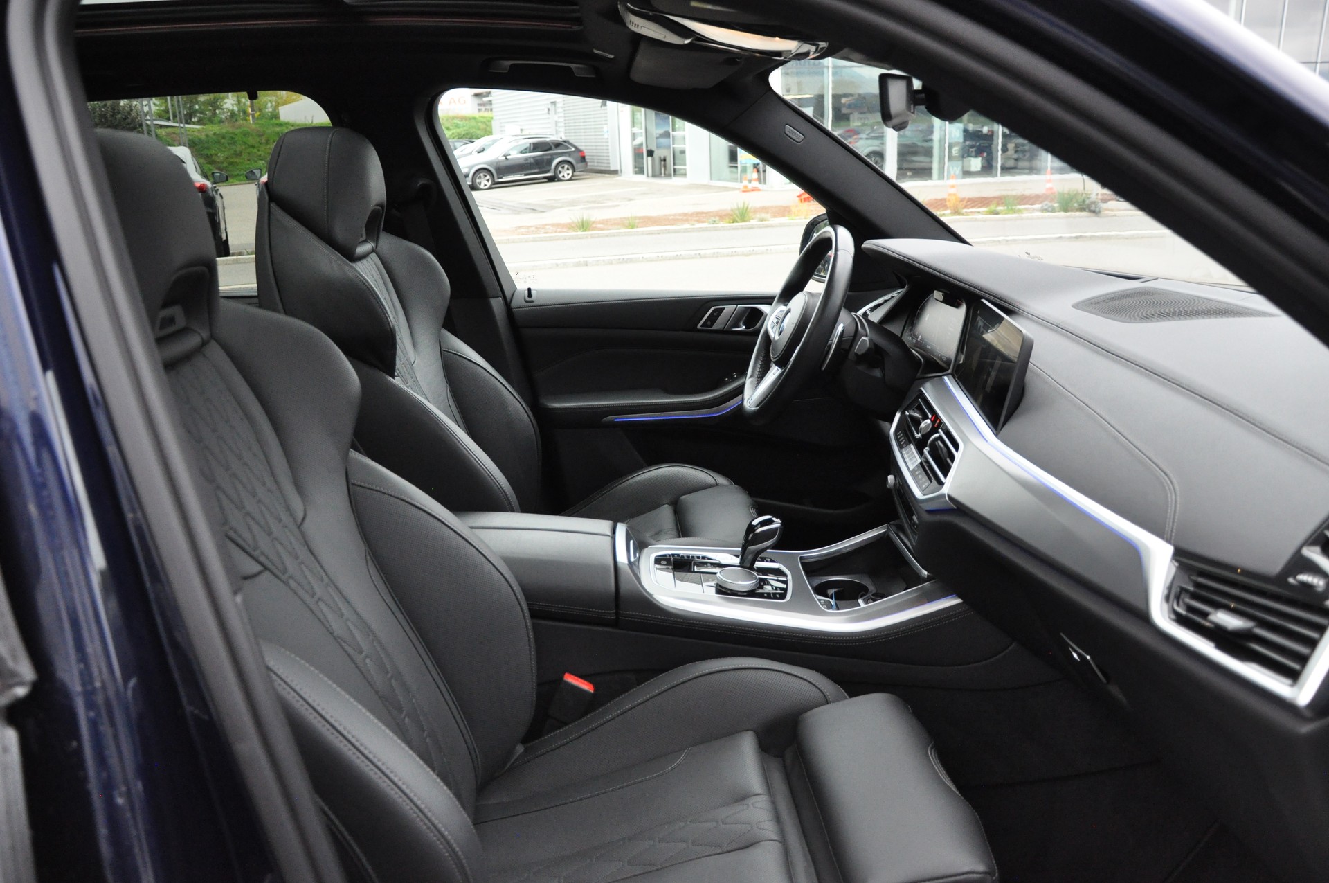 BMW X5 xDrive 48V 30d M Sport Steptronic-image-14