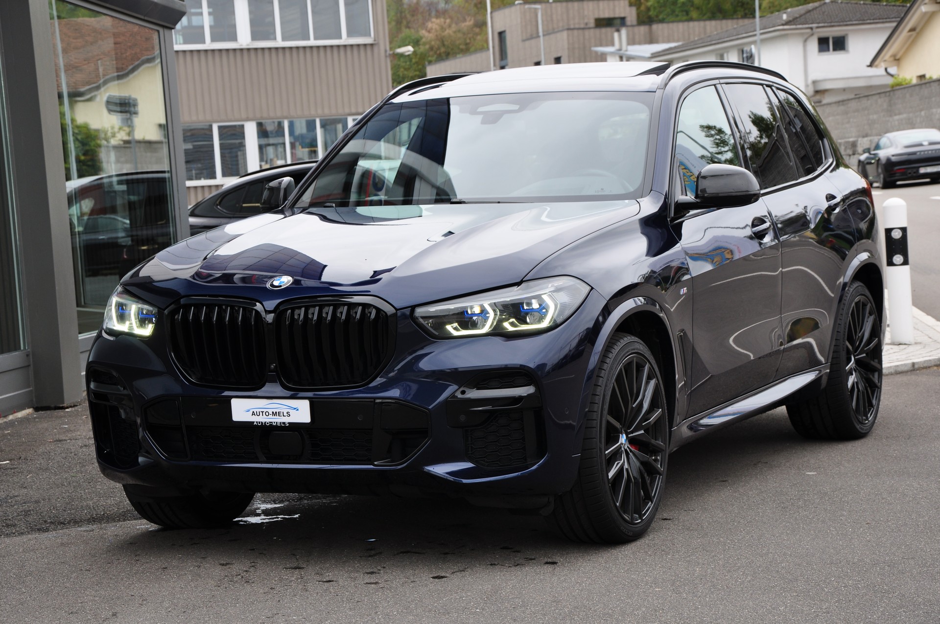 BMW X5 xDrive 48V 30d M Sport Steptronic-image-11