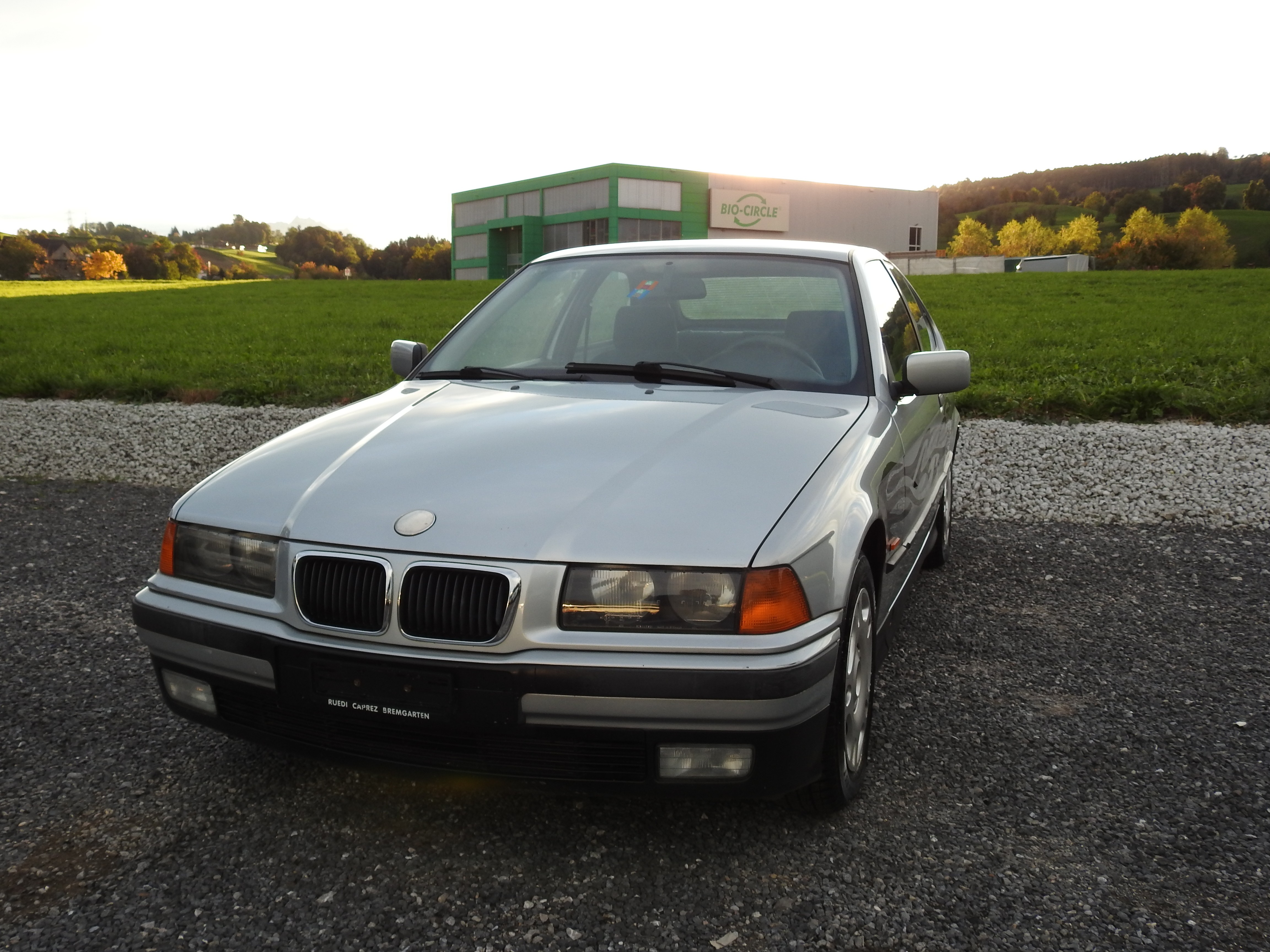 Car photo