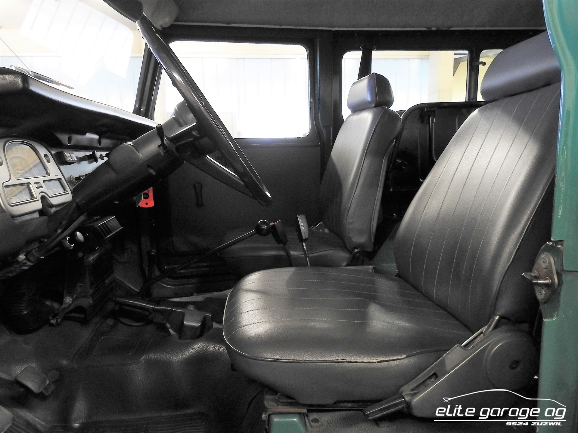 TOYOTA LAND CRUISER BJ40 LT-image-9