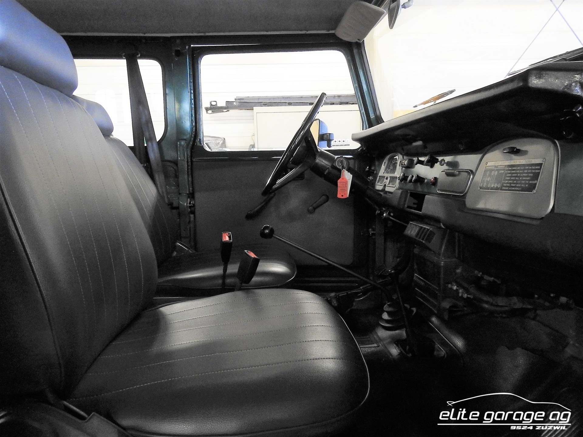 TOYOTA LAND CRUISER BJ40 LT-image-11