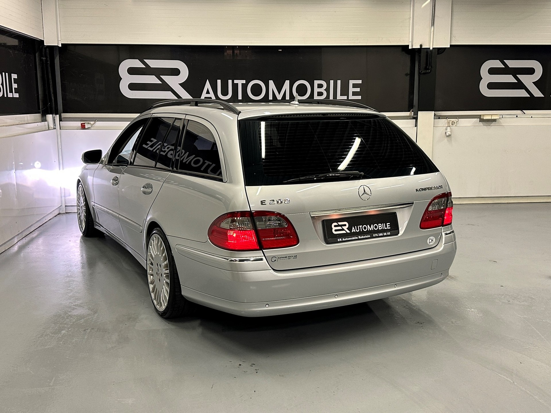 MERCEDES-BENZ E 200 Kompressor Avantgarde-image-5