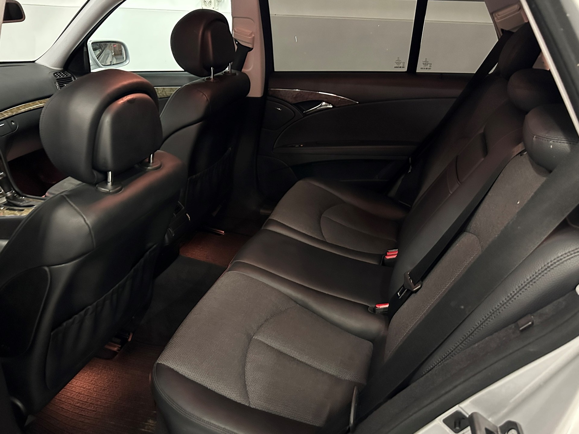 MERCEDES-BENZ E 200 Kompressor Avantgarde-image-11