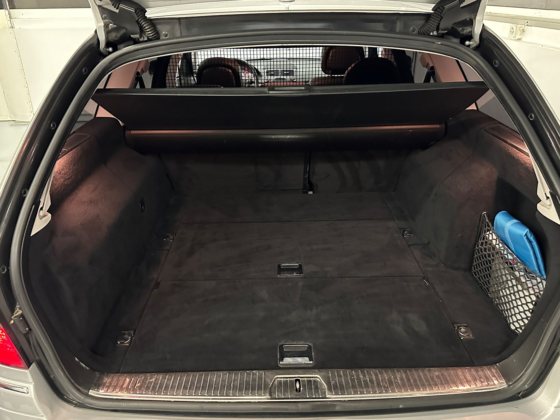 MERCEDES-BENZ E 200 Kompressor Avantgarde-image-13