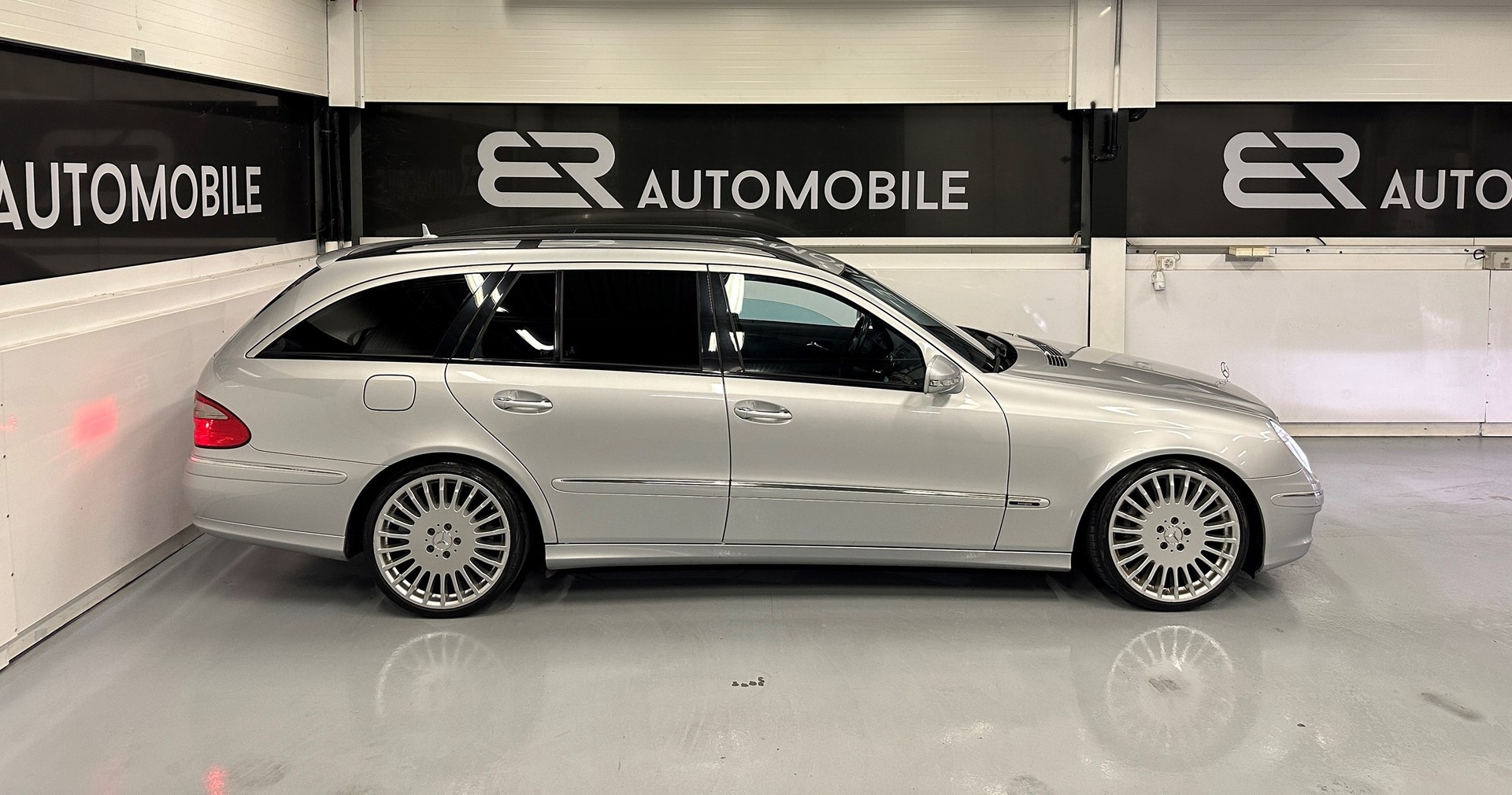 MERCEDES-BENZ E 200 Kompressor Avantgarde-image-3
