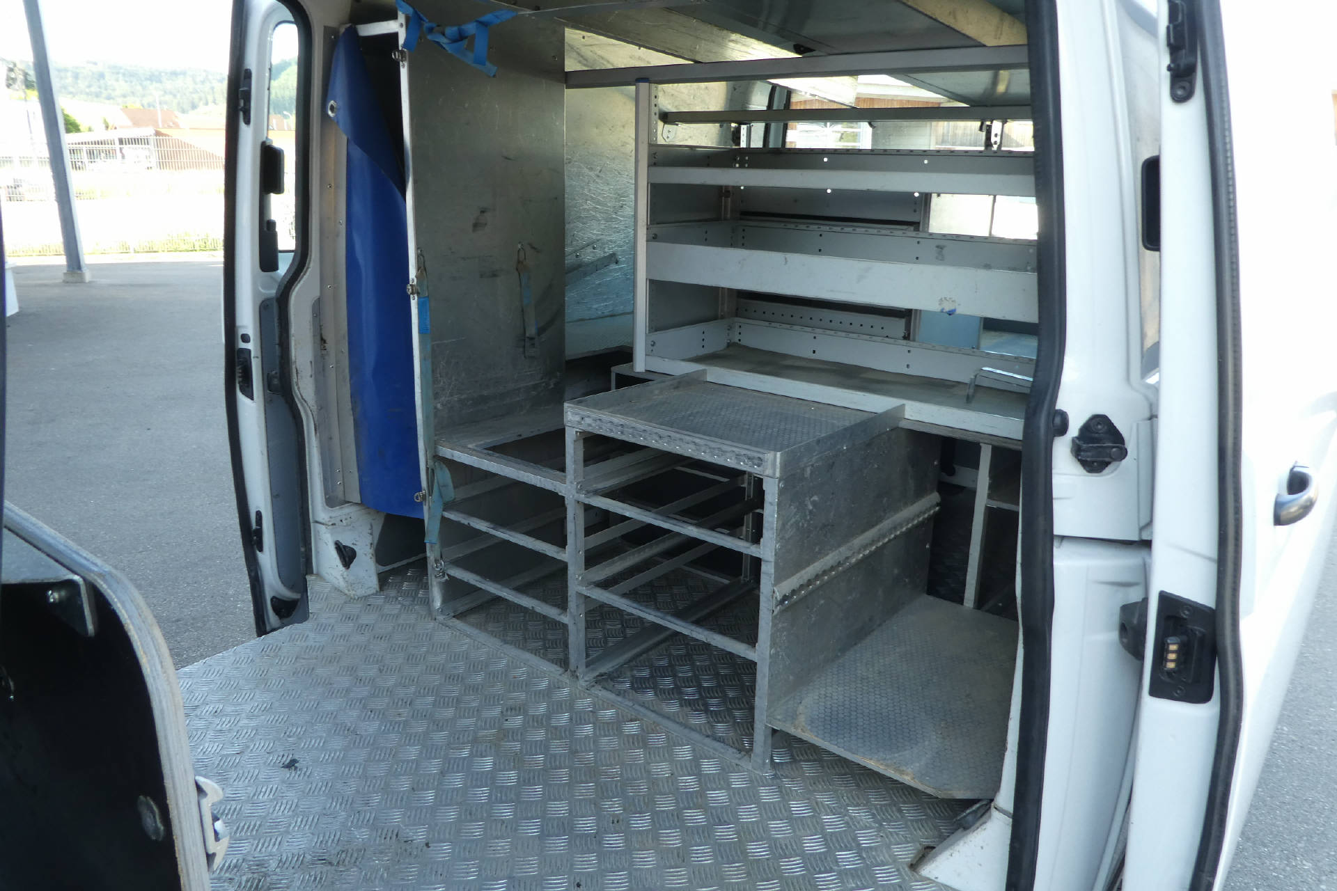 VW T5 Kaw. 3400 2.0 TDI 140 4m Langer Radstand-image-13
