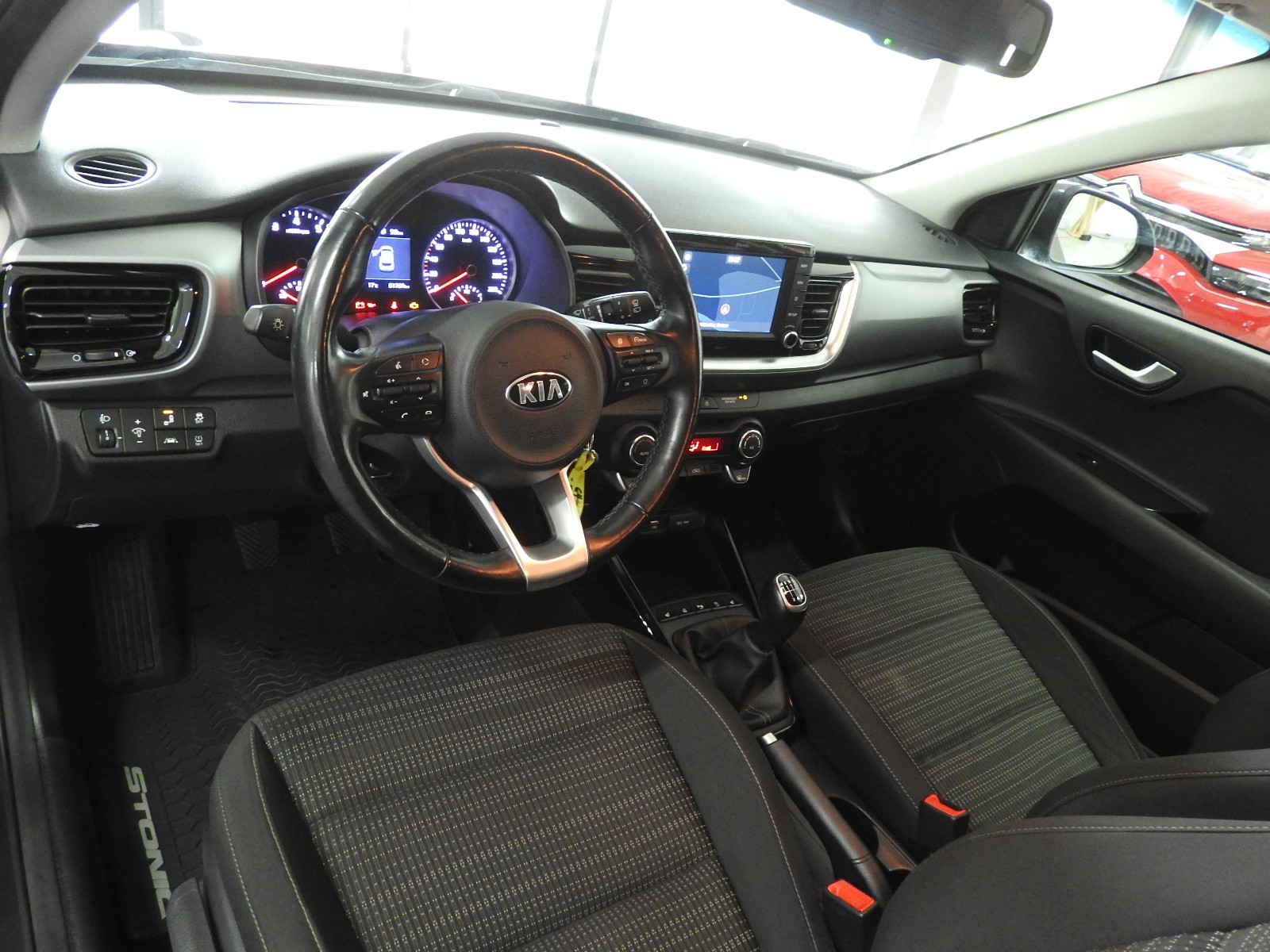 KIA Stonic 1.0 T-GDi-image-11