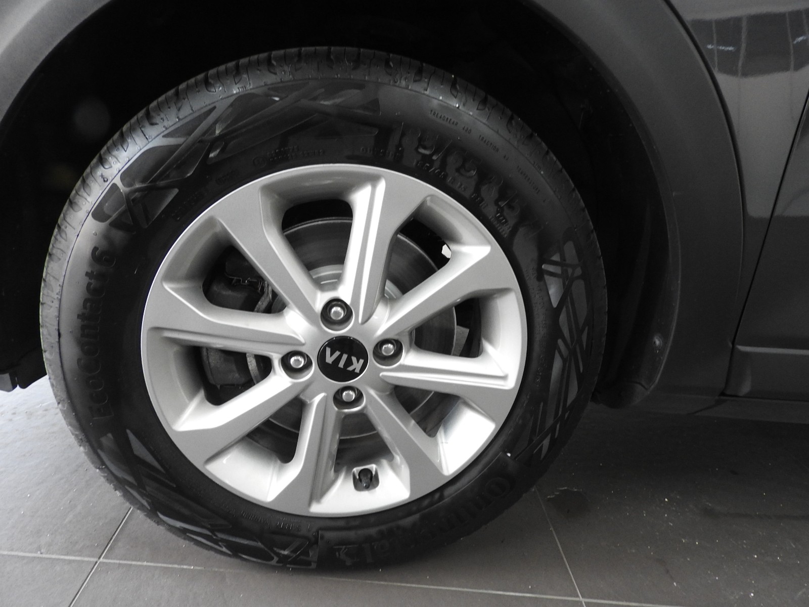 KIA Stonic 1.0 T-GDi-image-10