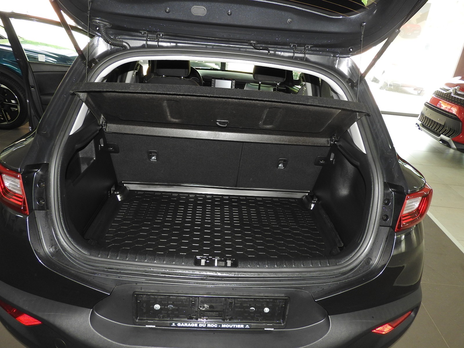 KIA Stonic 1.0 T-GDi-image-7