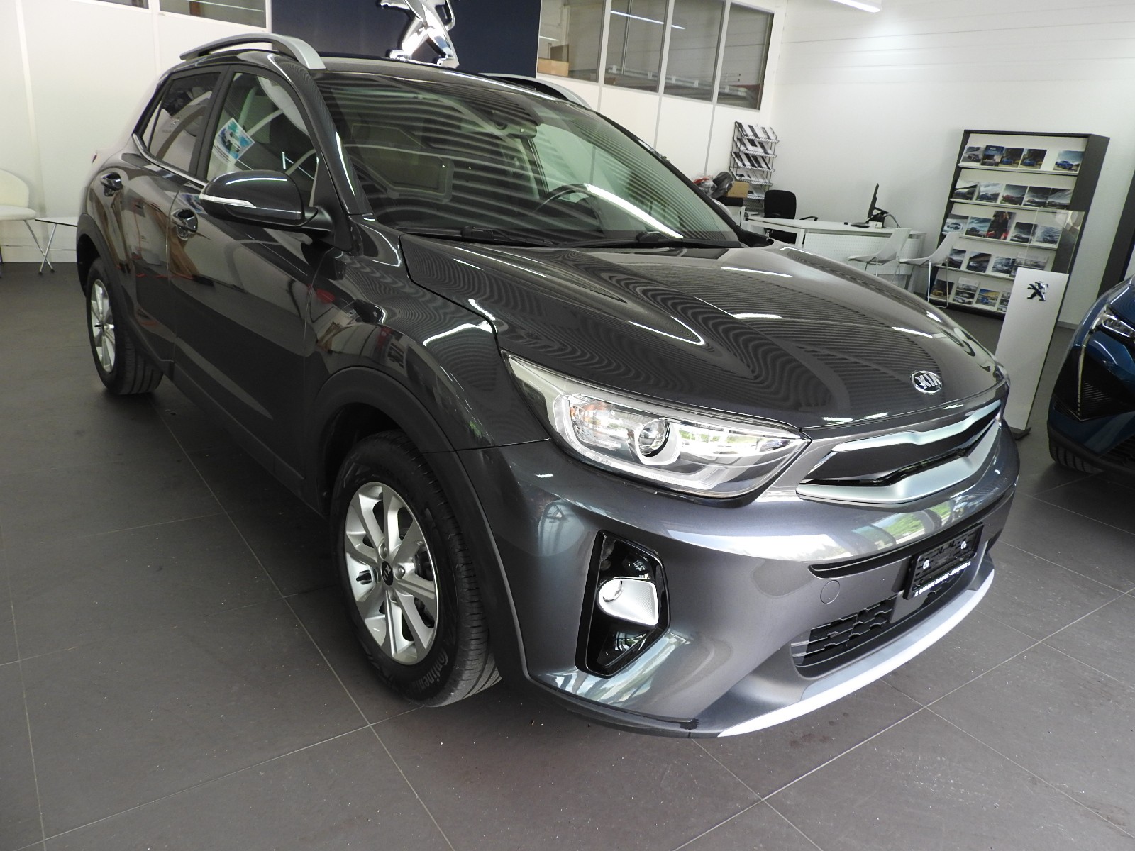 KIA Stonic 1.0 T-GDi-image-1
