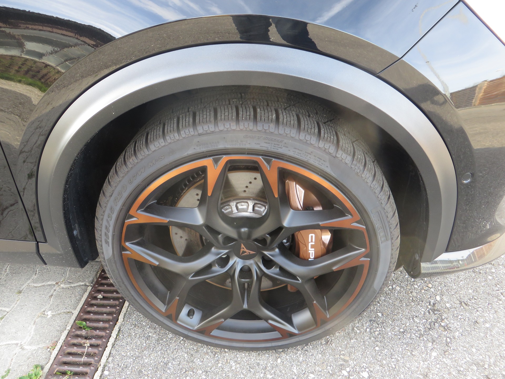 CUPRA Formentor 2.5TSI VZ5 4Drive DSG-image-1