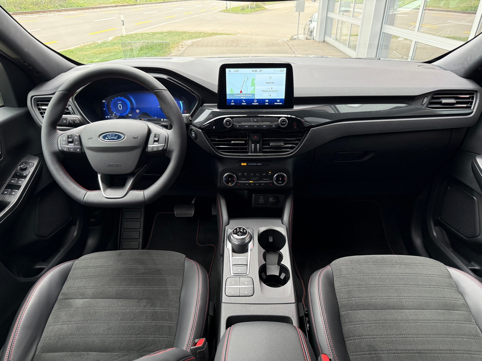 FORD Kuga 2.5 FHEV ST-Line X 4WD LEASING AB 411.21 CHF / MONAT-image-6