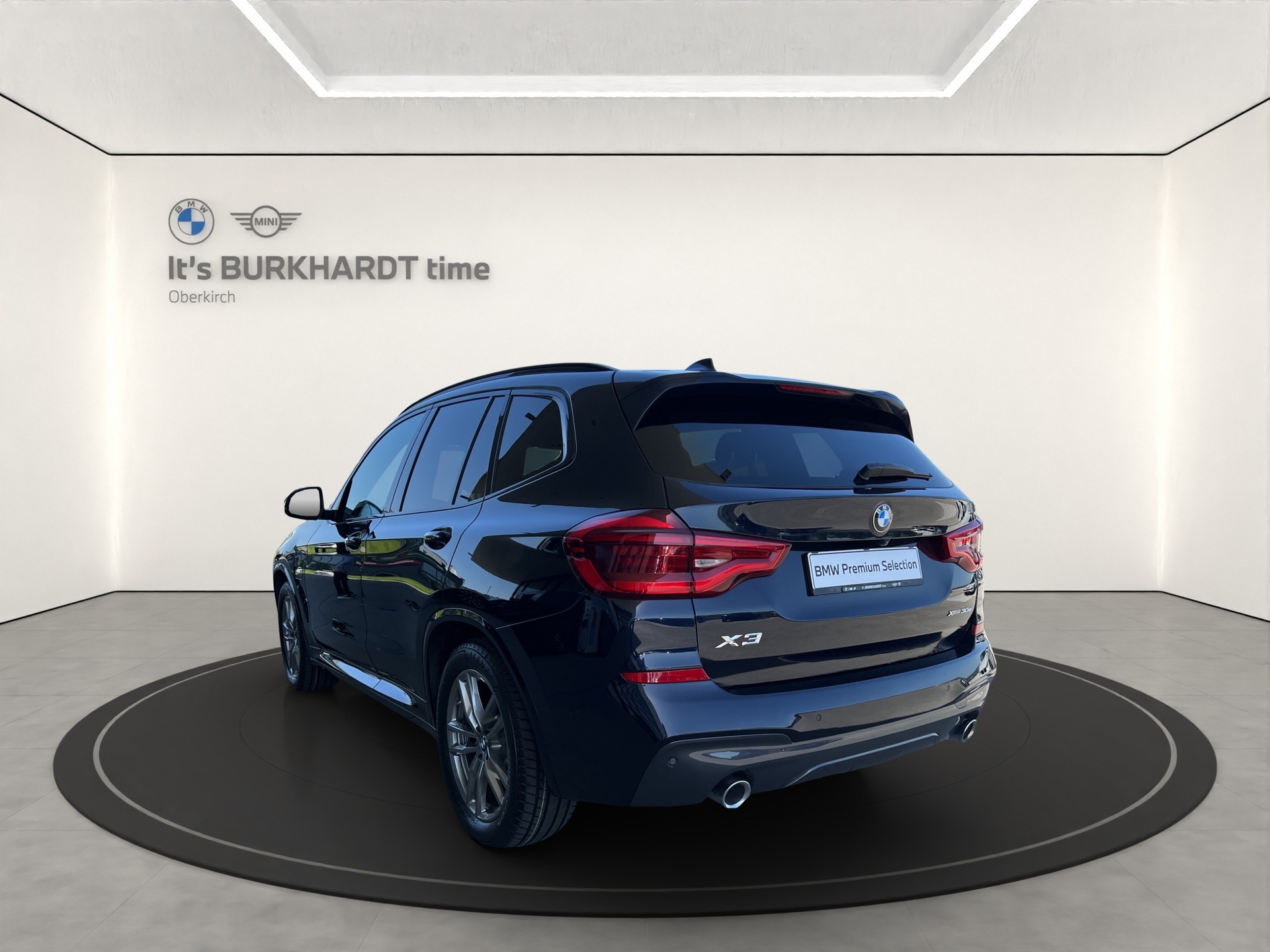 BMW X3 xDrive 30e M Sport-showroom-element-2