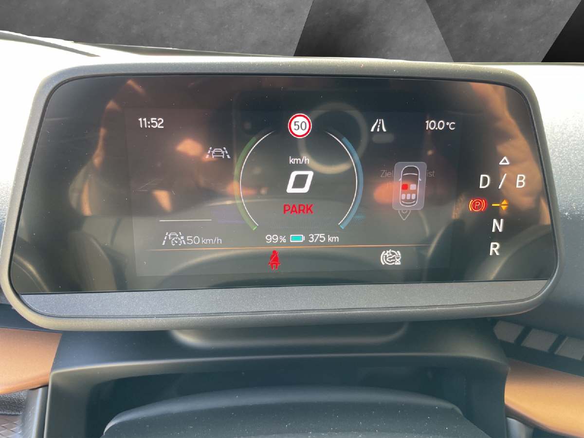 CUPRA Tavascan VZ Adrenaline-image-6