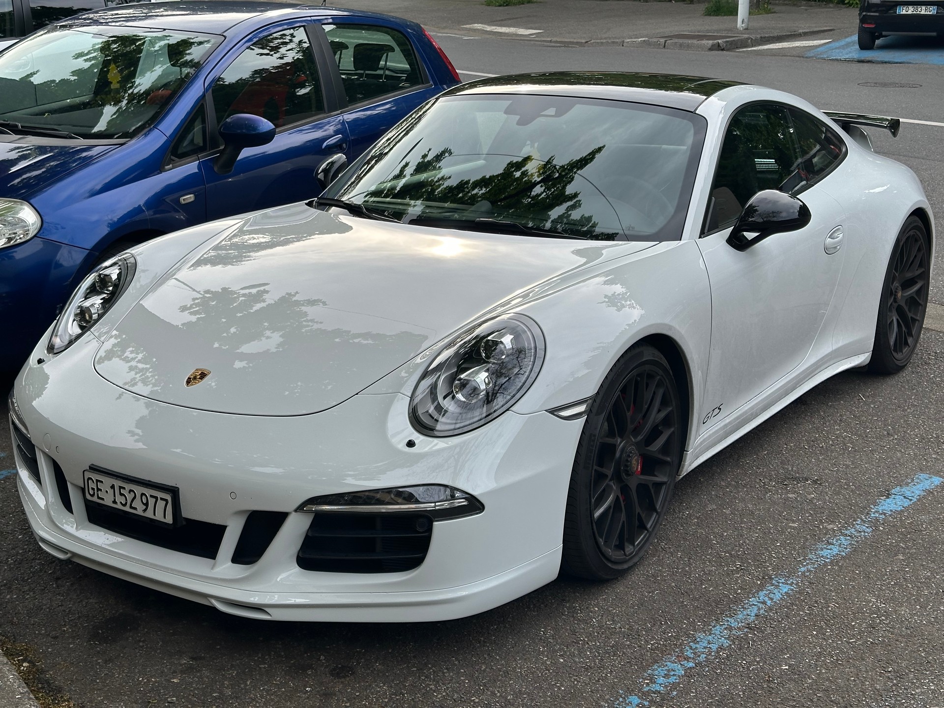 PORSCHE 911 Carrera GTS PDK-image-0