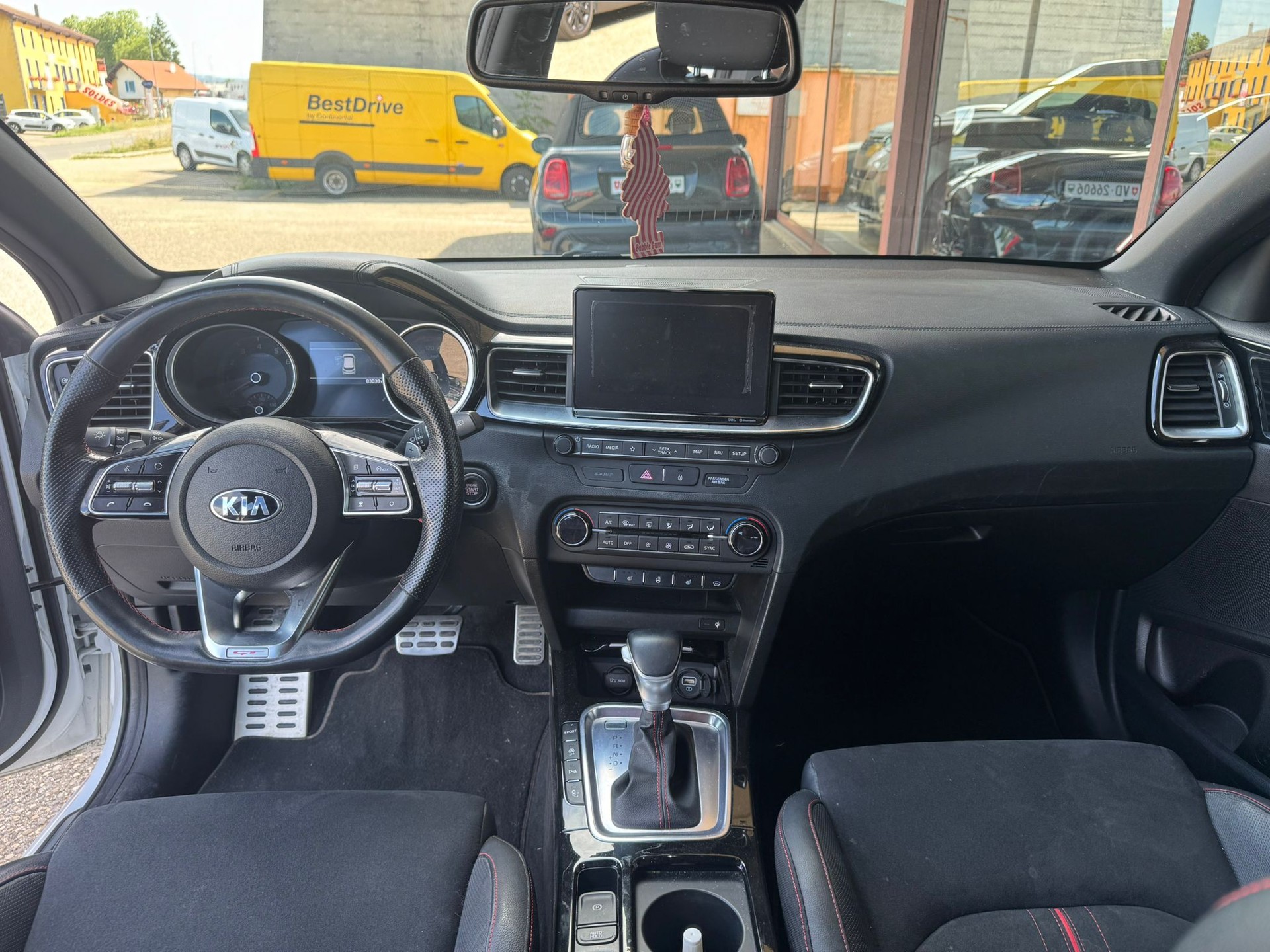 KIA Ceed 1.6 T-GDi GT DCT-image-8