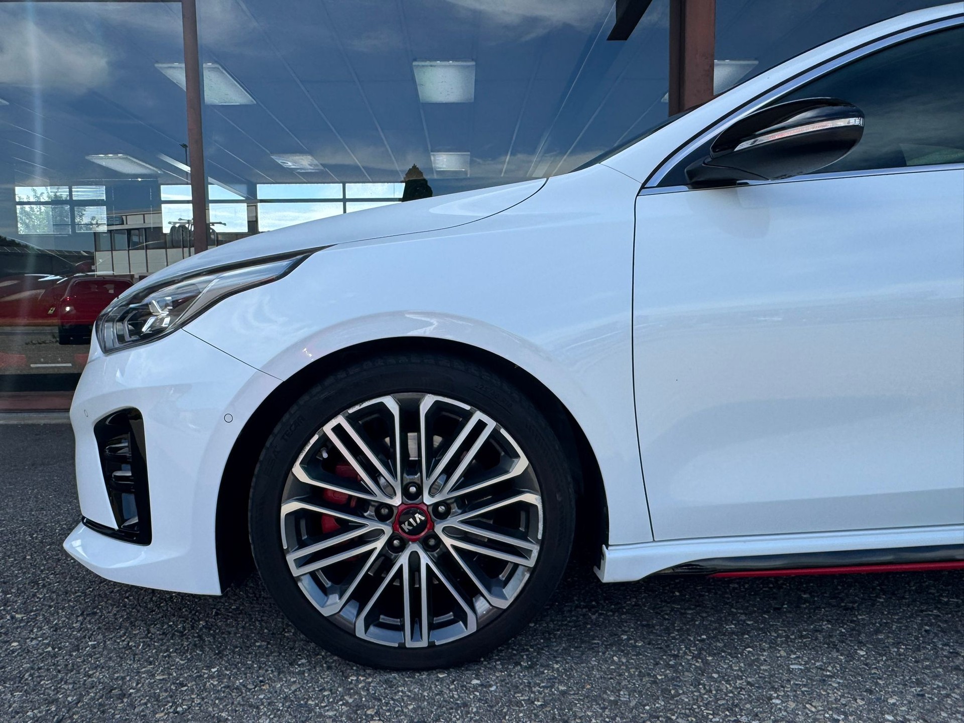 KIA Ceed 1.6 T-GDi GT DCT-image-5