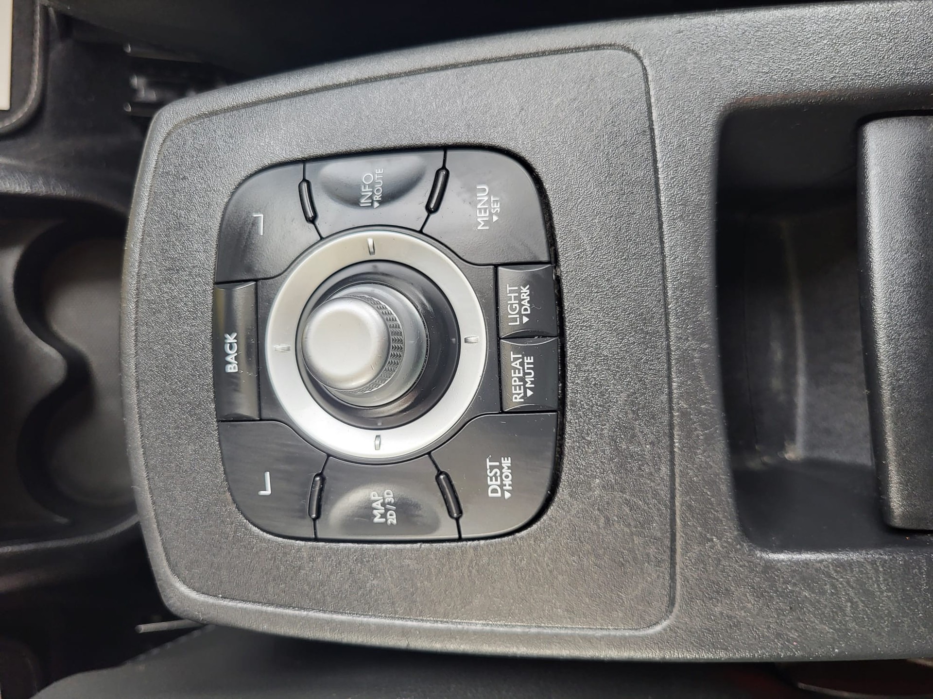 RENAULT Grand Scénic 1.5 dCi Limited EDC-image-15